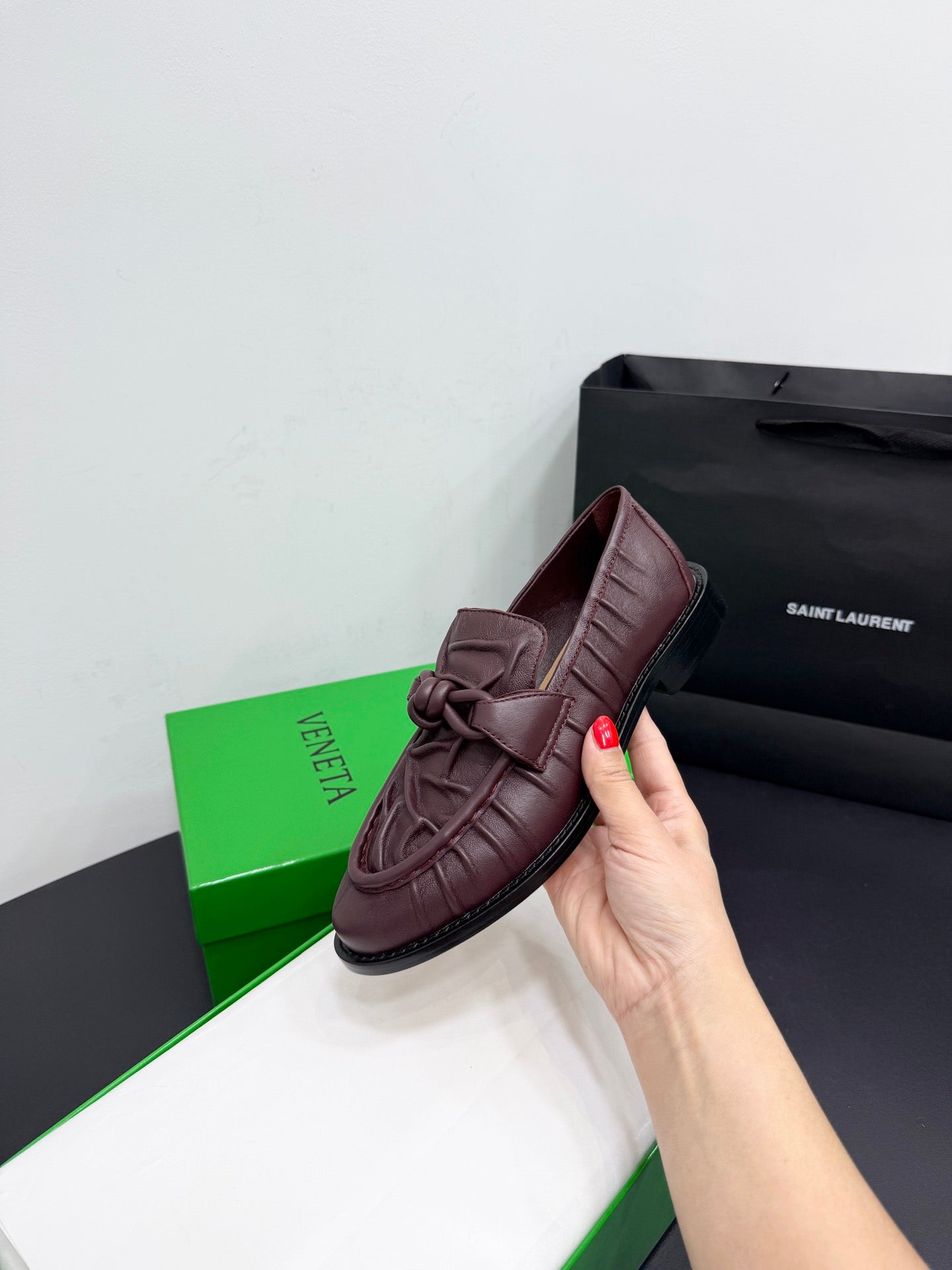 BOTT V LOAFERS