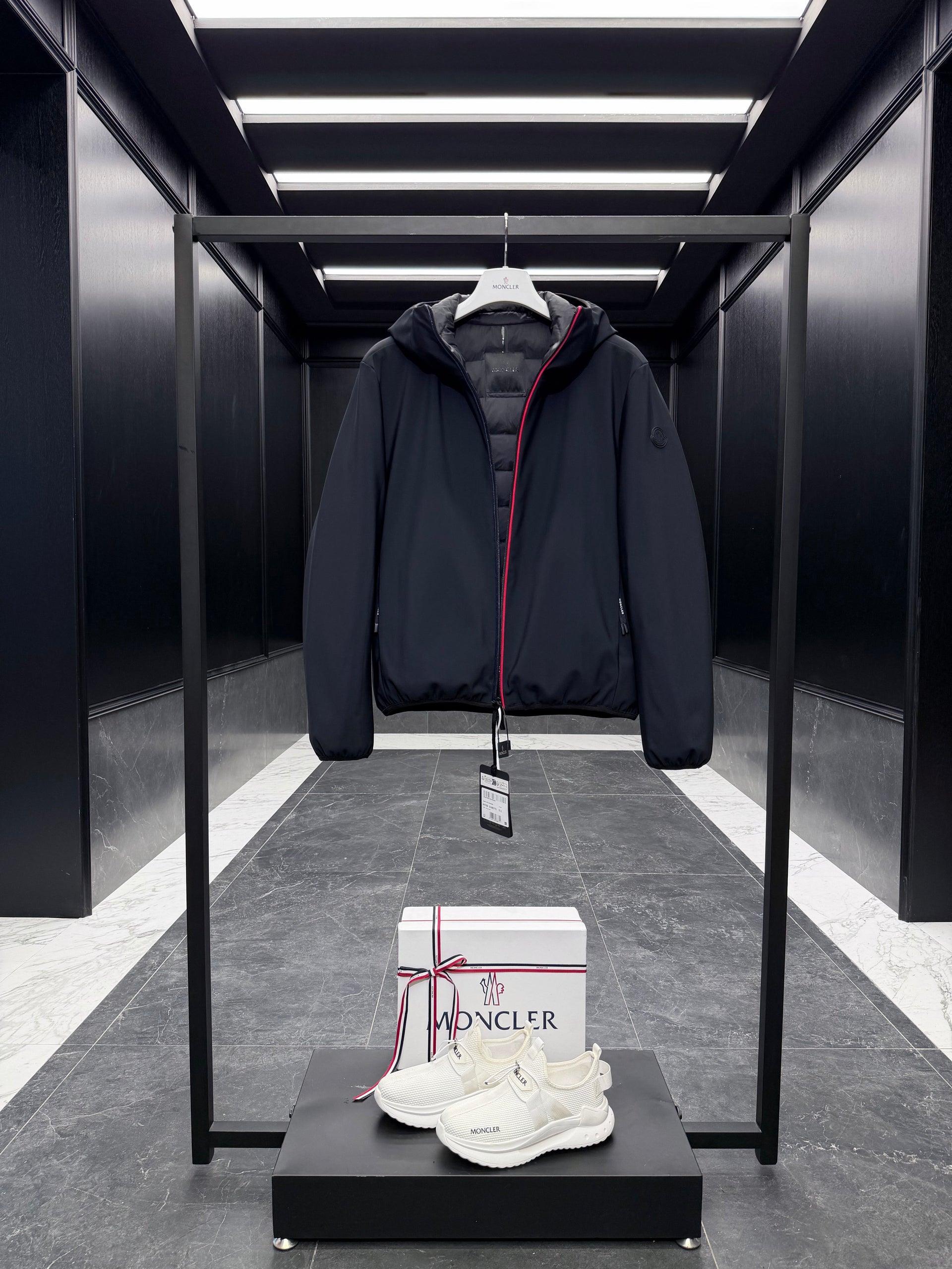 MONC BATISSE JACKET