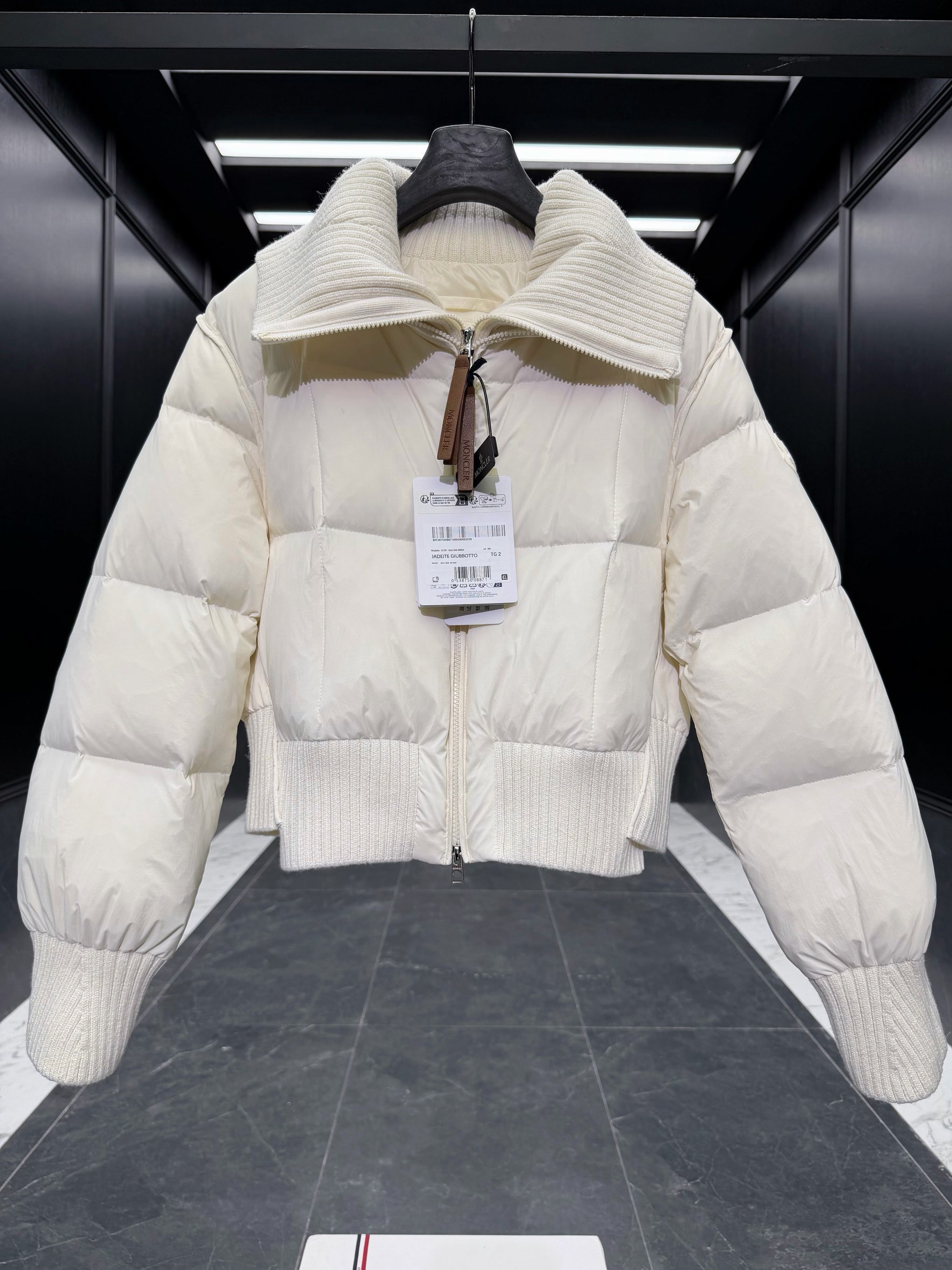 MONC JADEITE JACKET