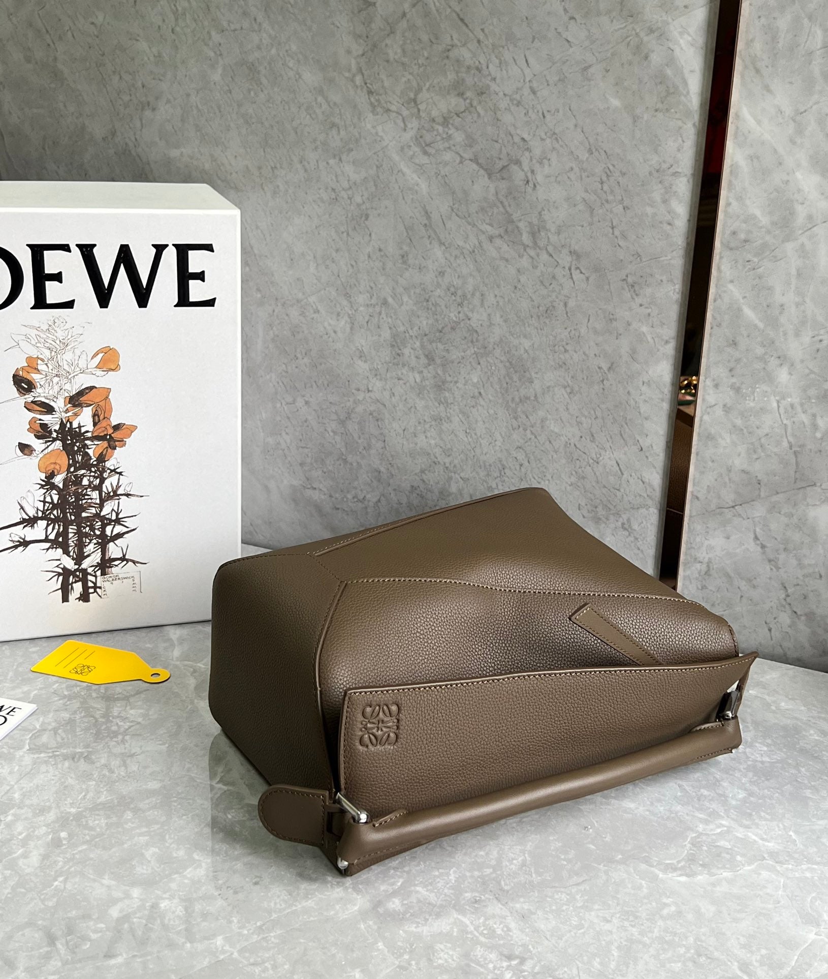 LOEW MEDIUM PUZZLE BAG