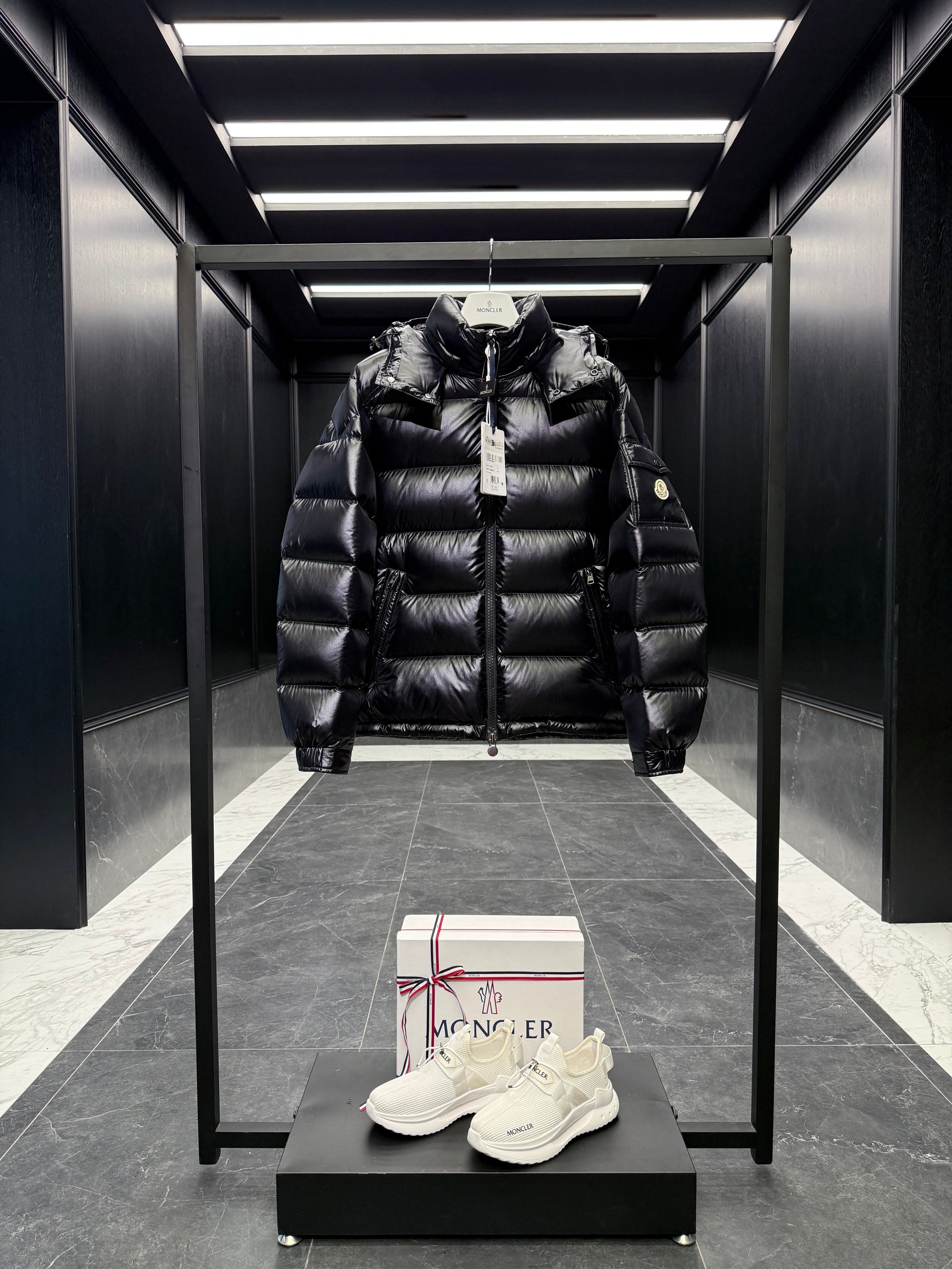 MONC MAYA JACKET