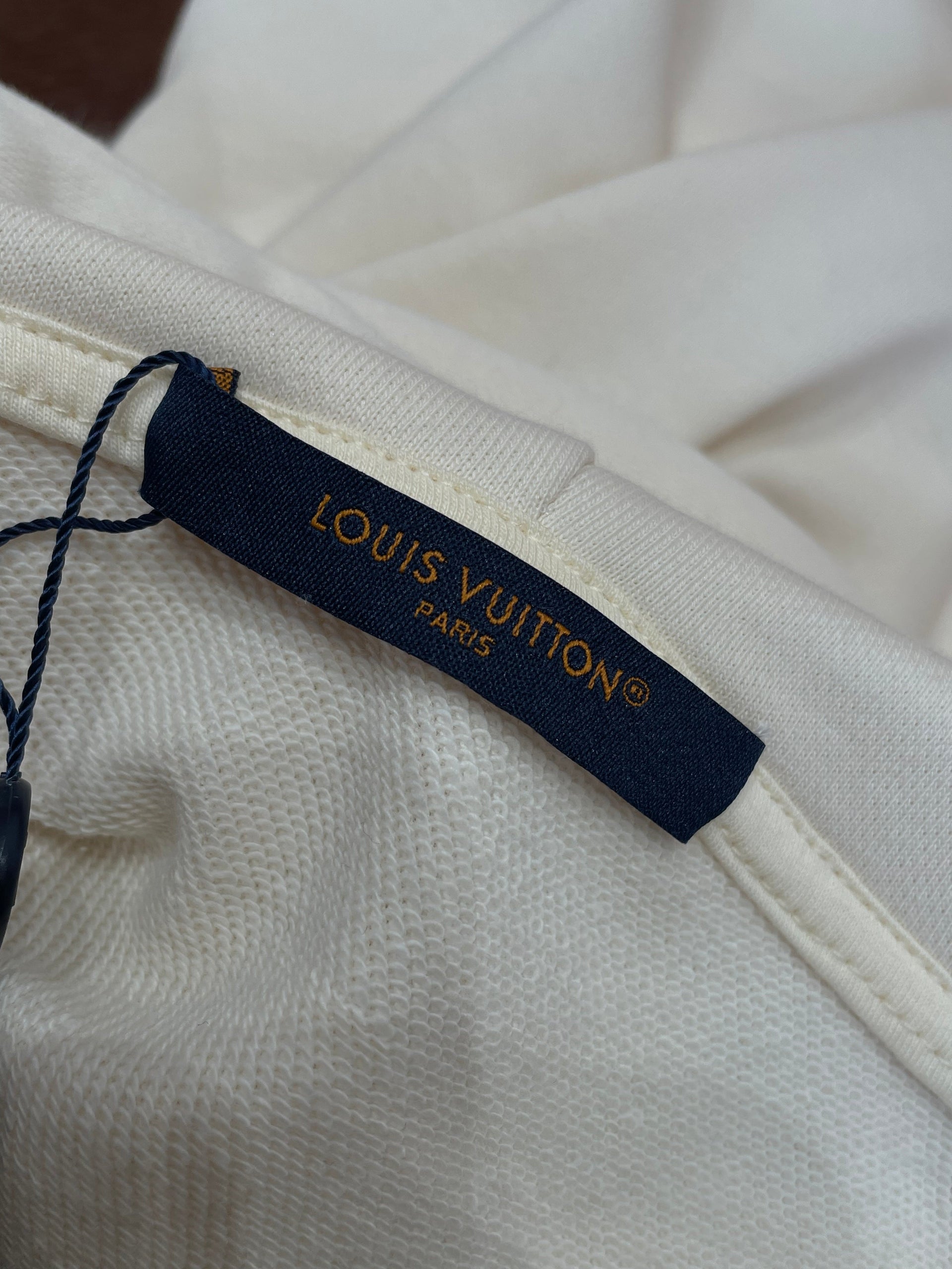 LOU HOODIE