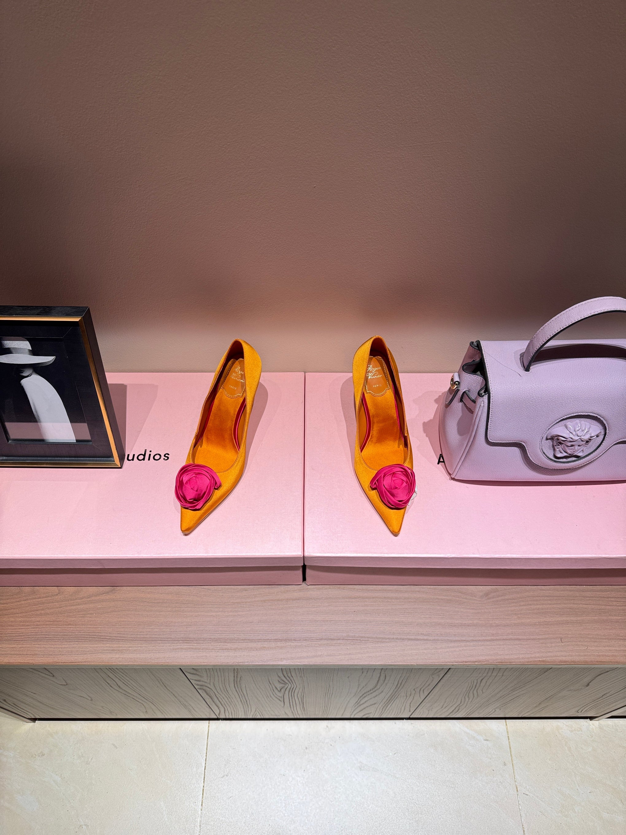 ROGER V HEELS