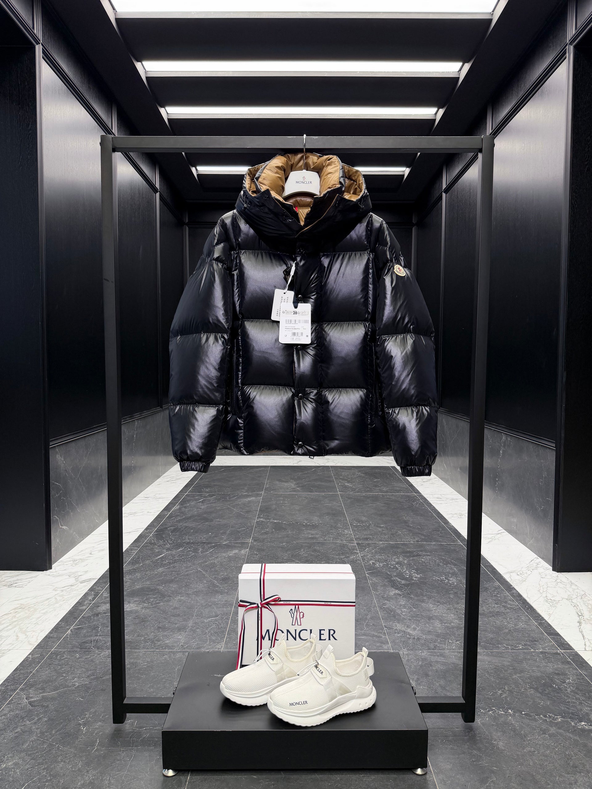 MONC PARANA JACKET