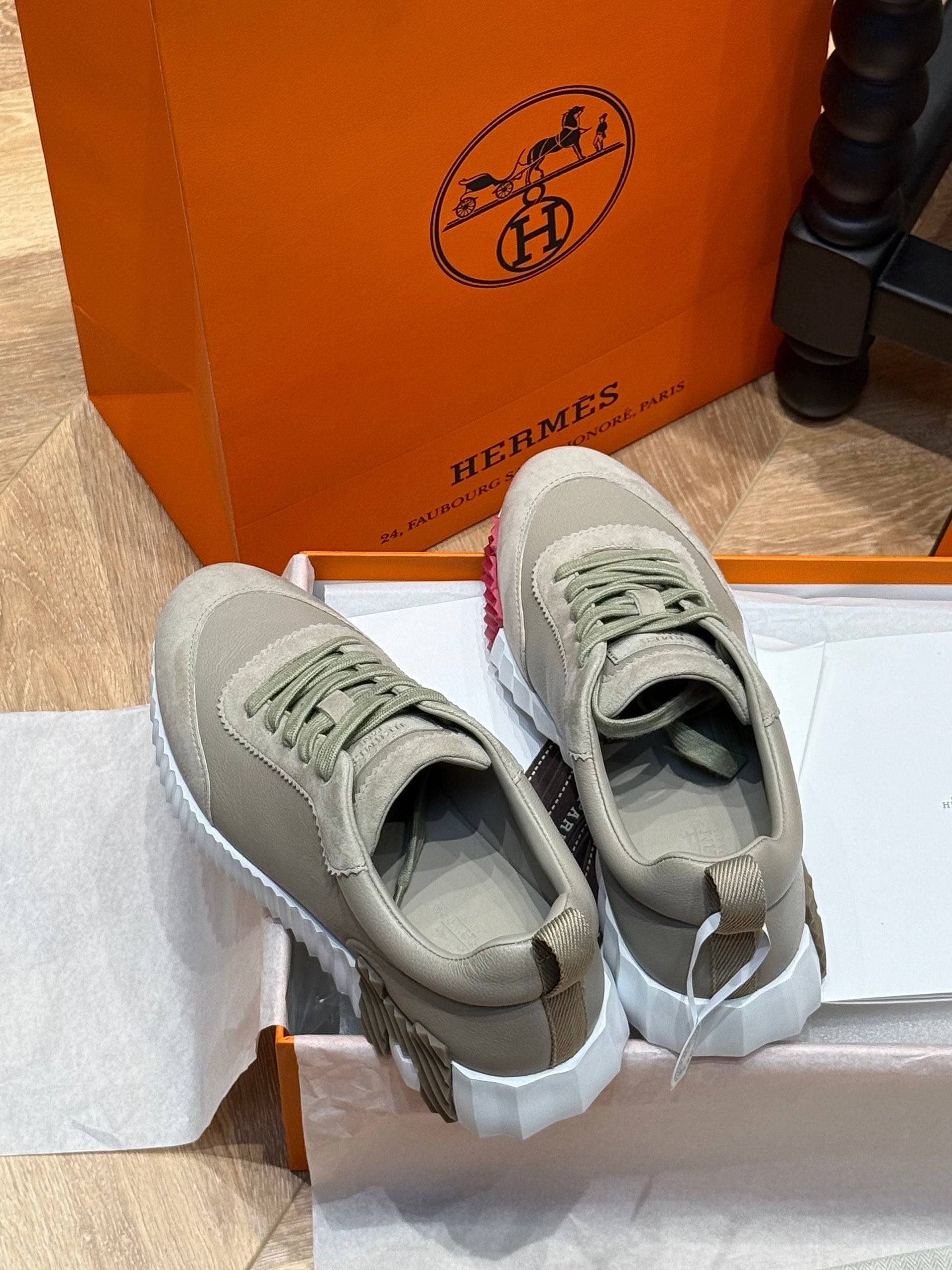 HERM BOUNCING SNEAKER