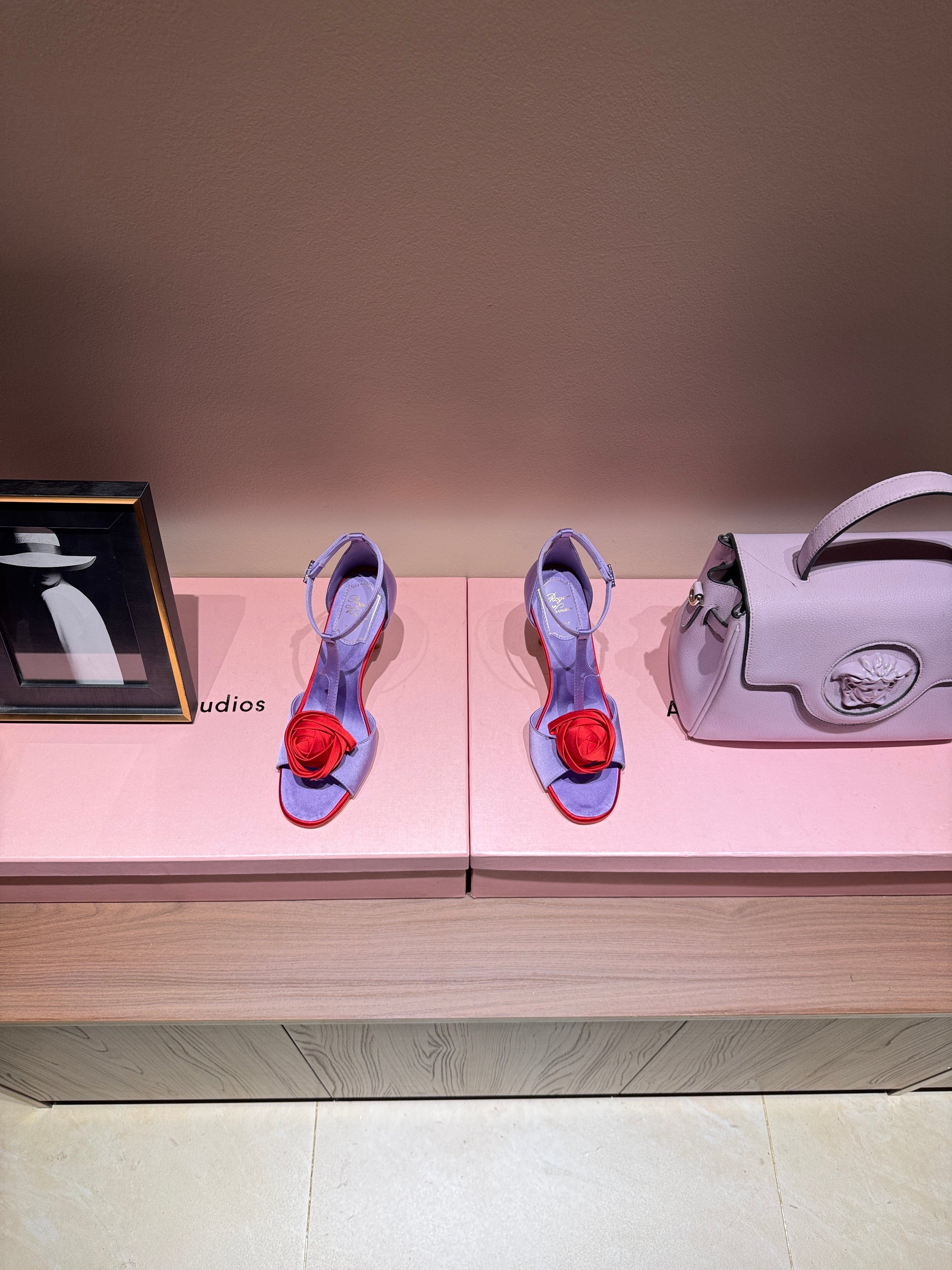 ROGER V HEELS