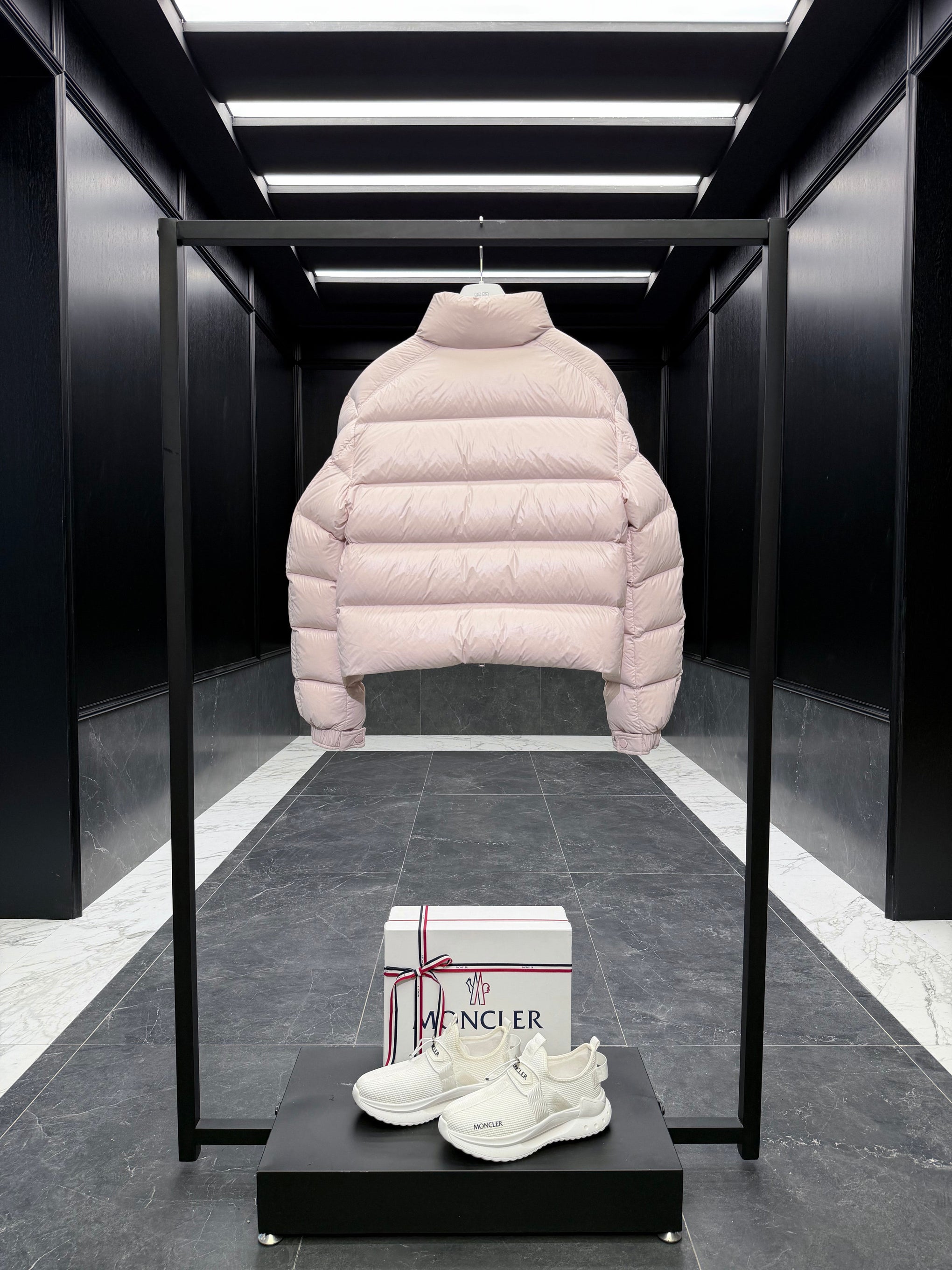 MONC PETRA JACKET
