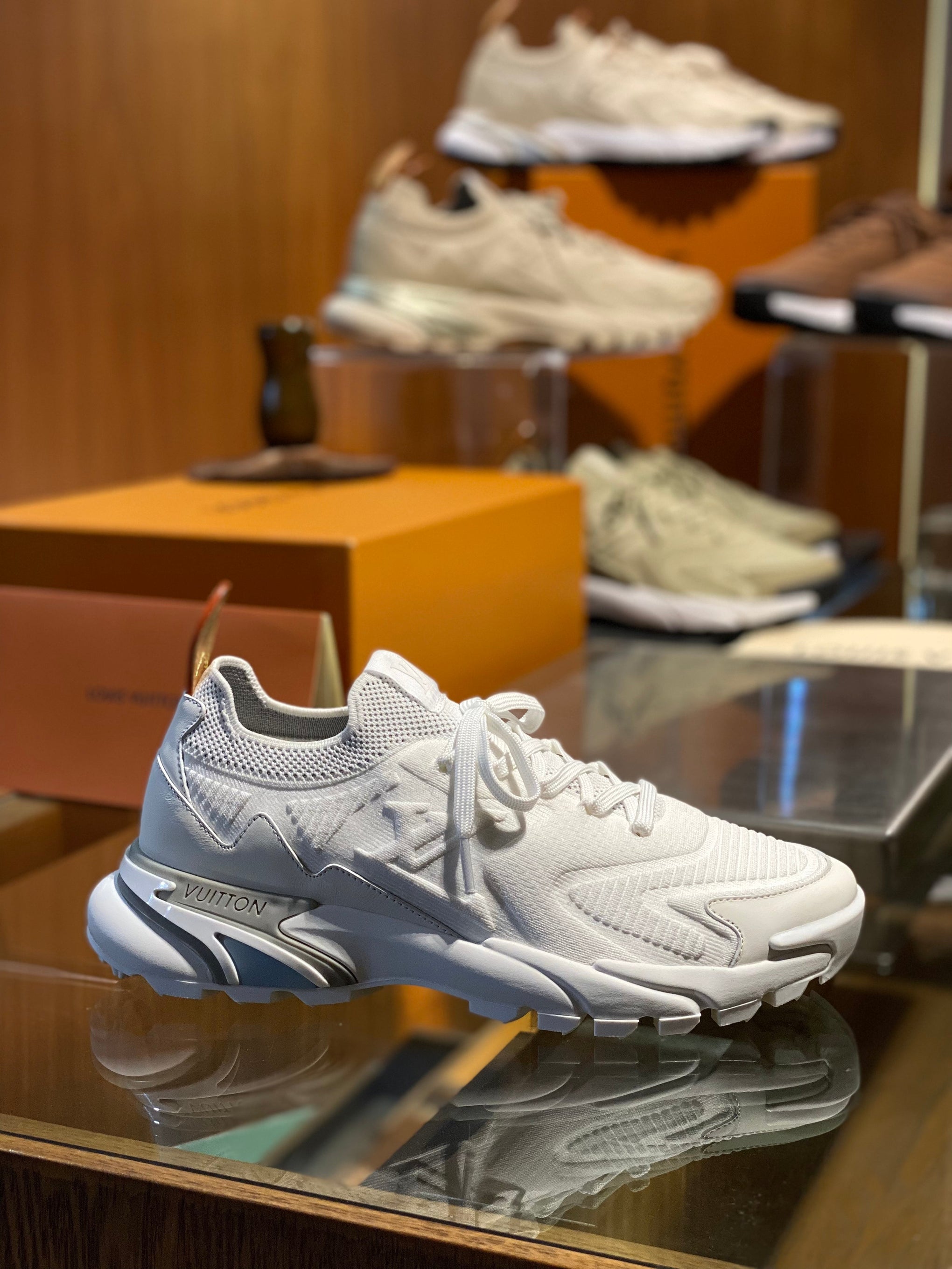 LOU RUNNER TATIC TRAINERS