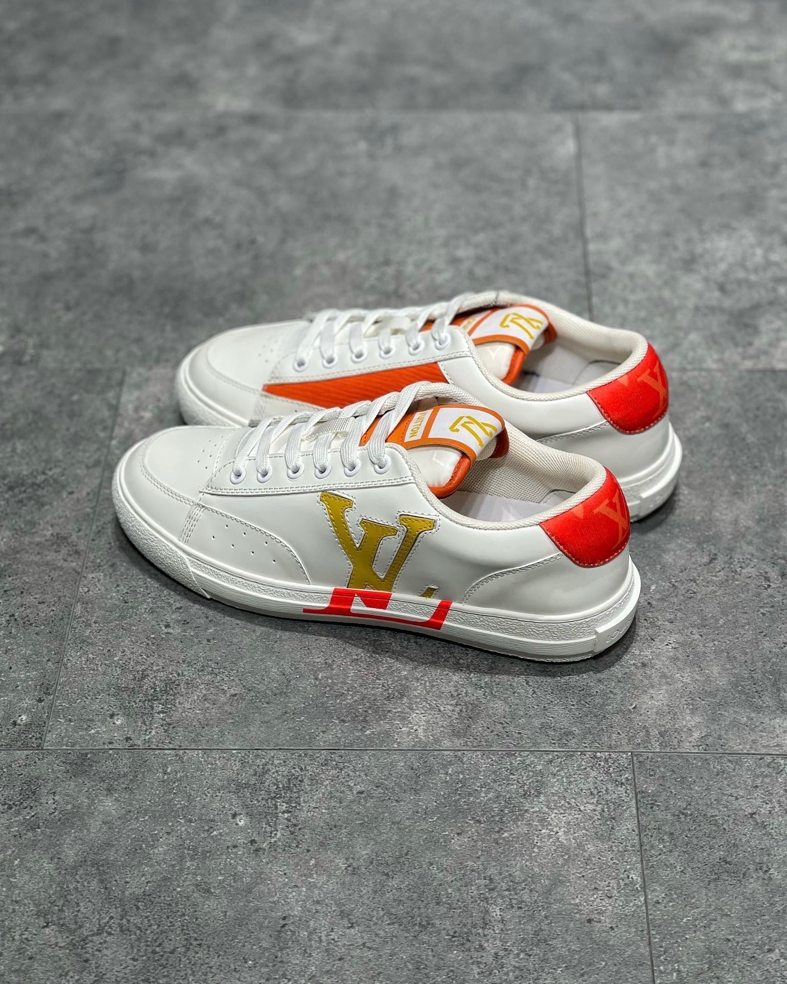 LOU TRAINERS