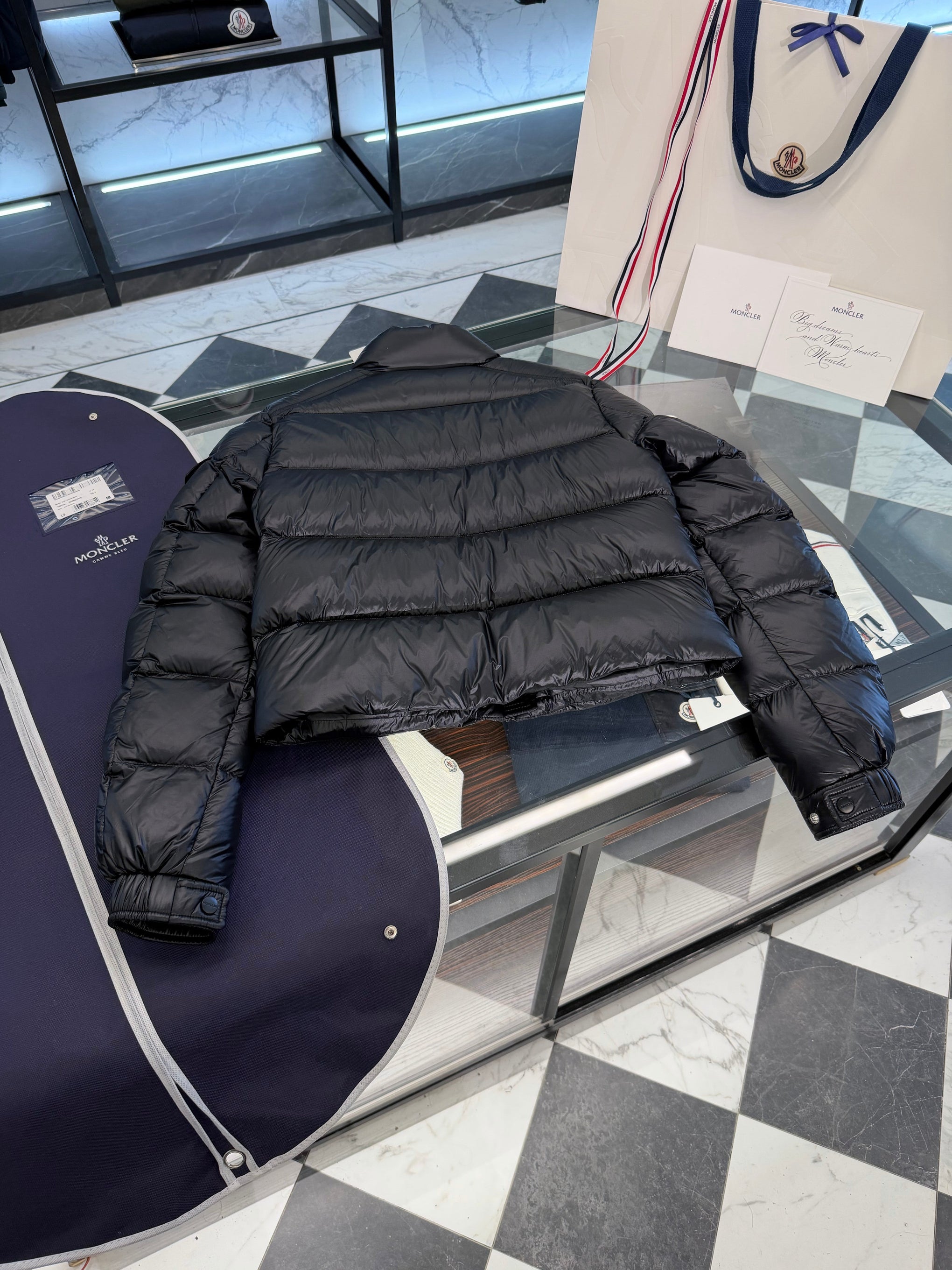 MONC PETRA JACKET