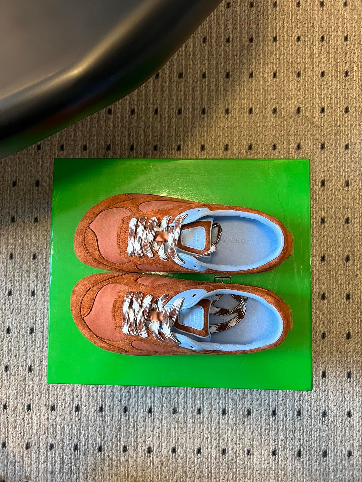 BOTT V ORBIT SNEAKER