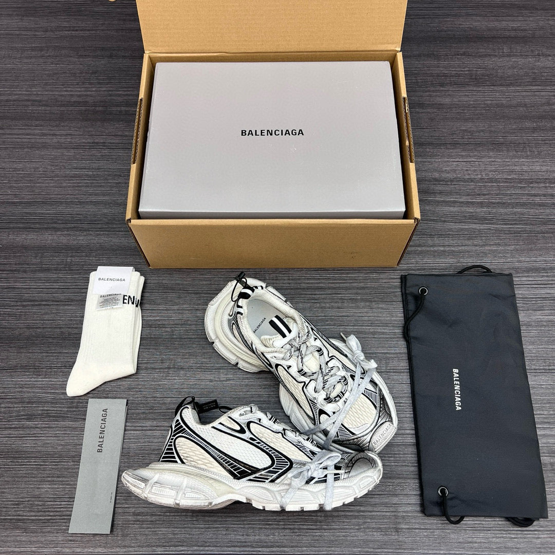 BAL 3XL TRAINERS