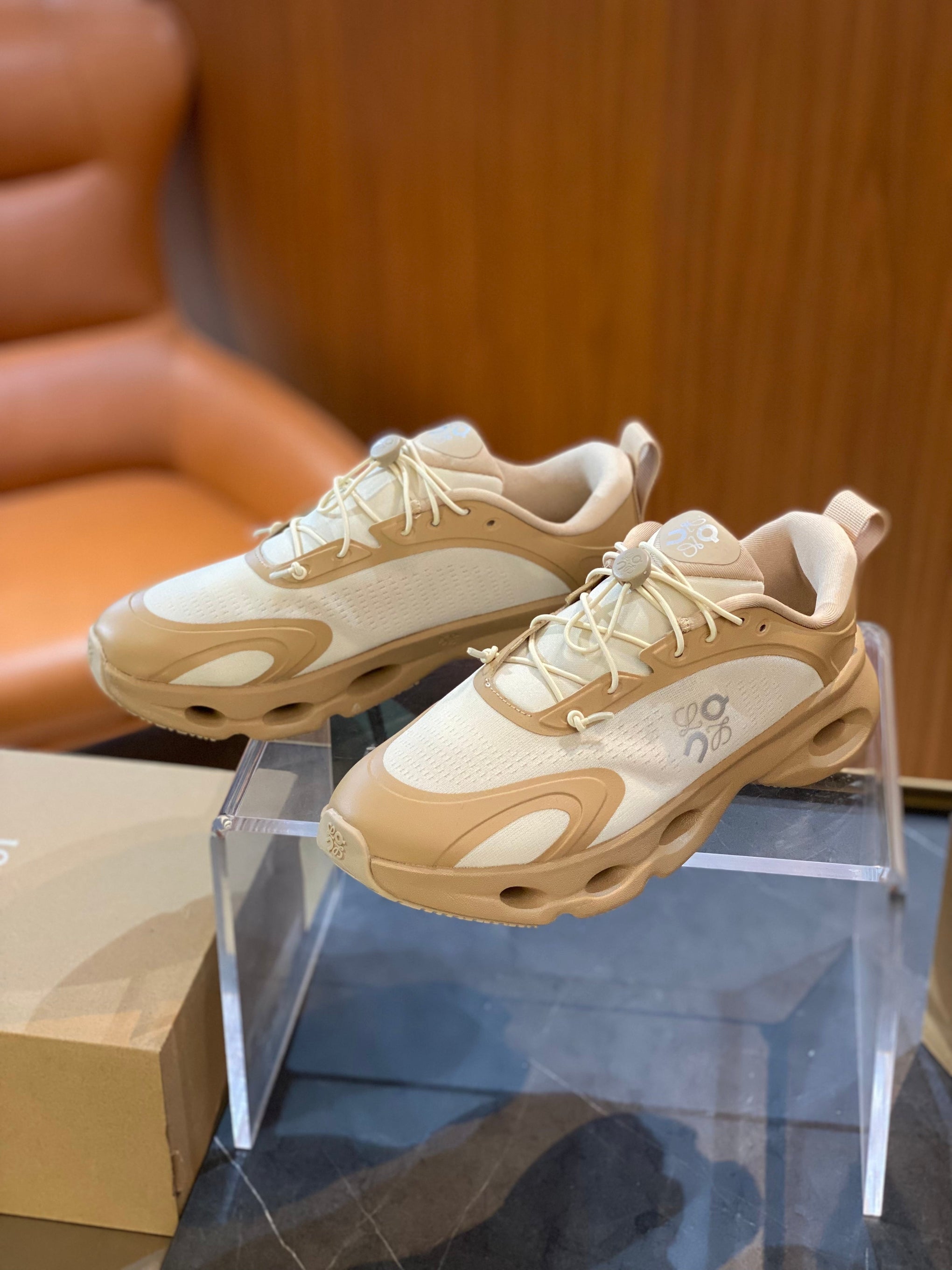LOEW CLOUDLIT SNEAKER