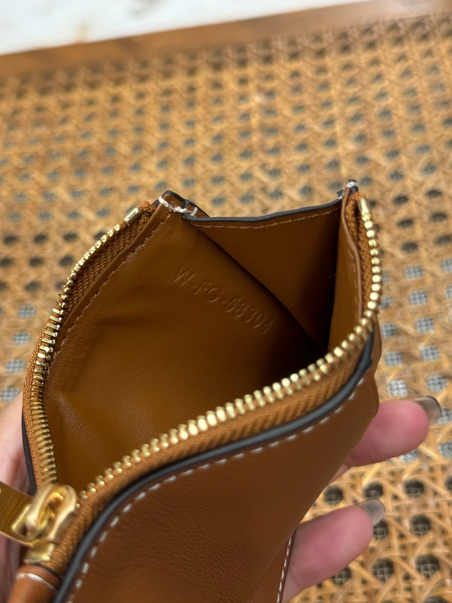 CEL CARD HOLDER
