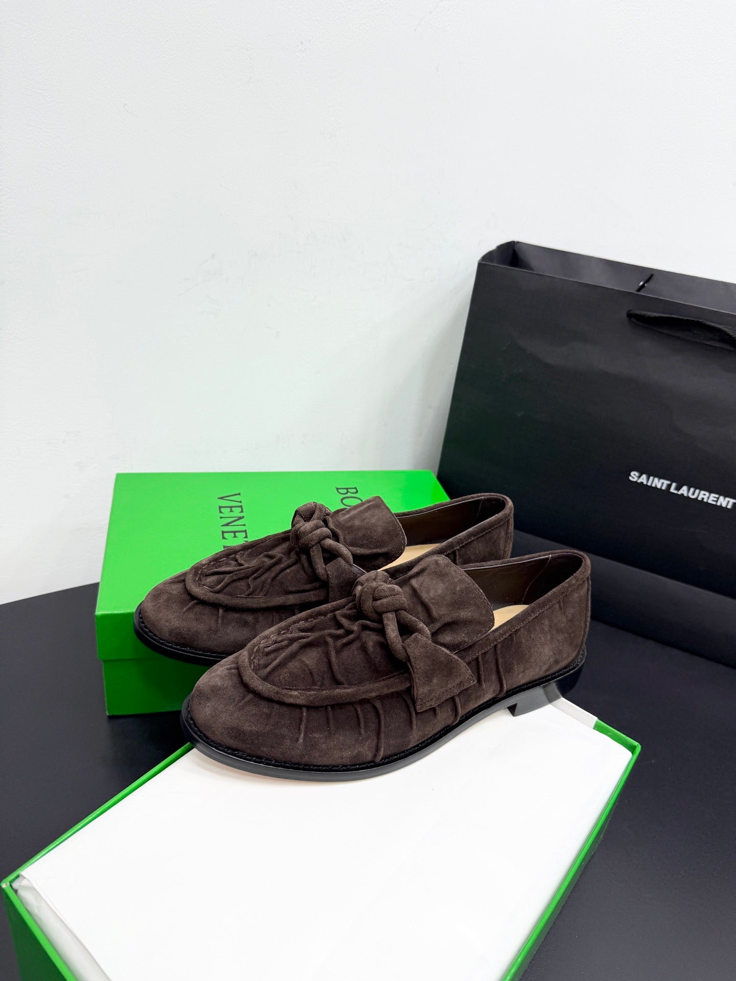 BOTT V LOAFERS
