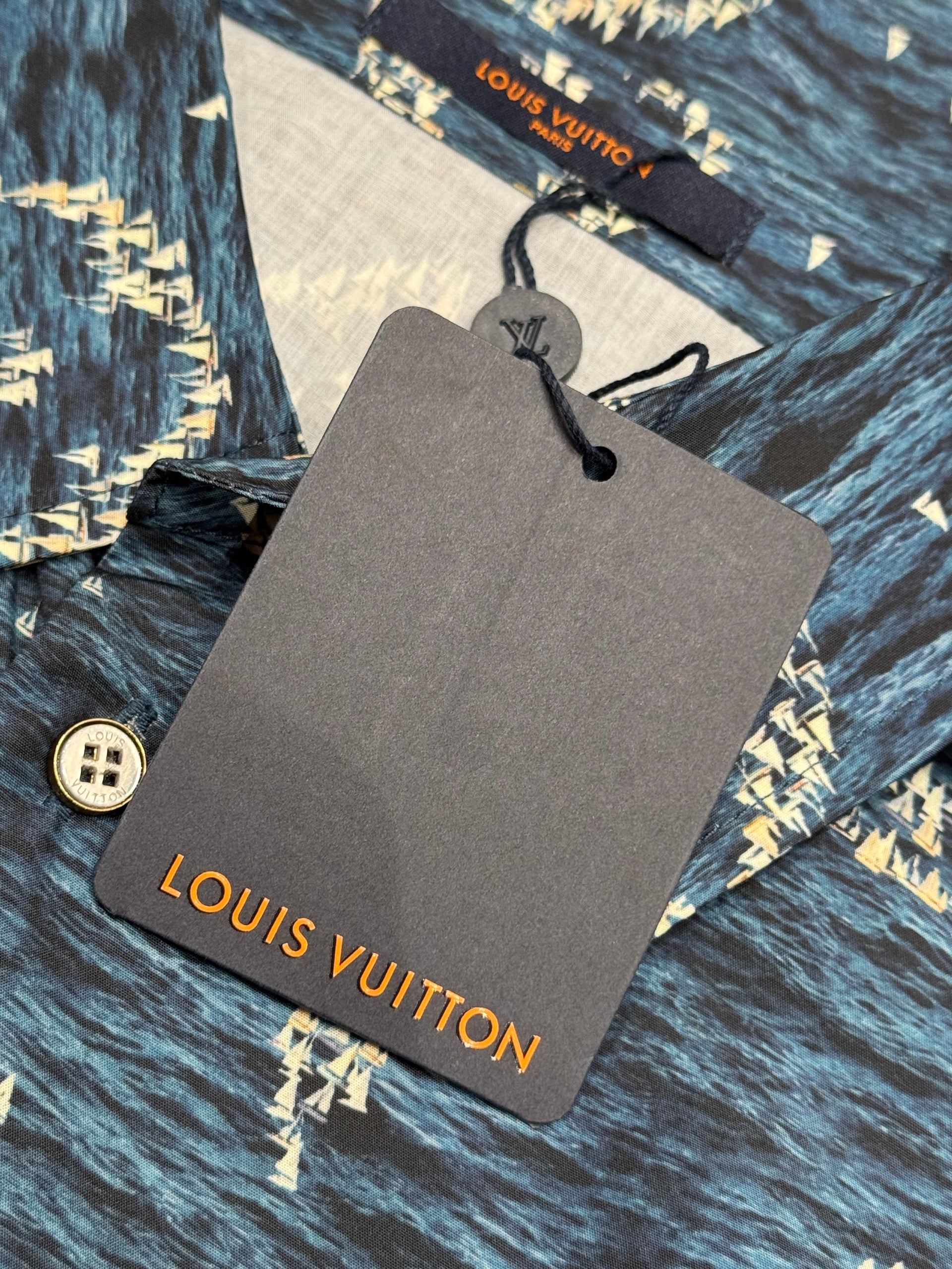 LOU SHIRT