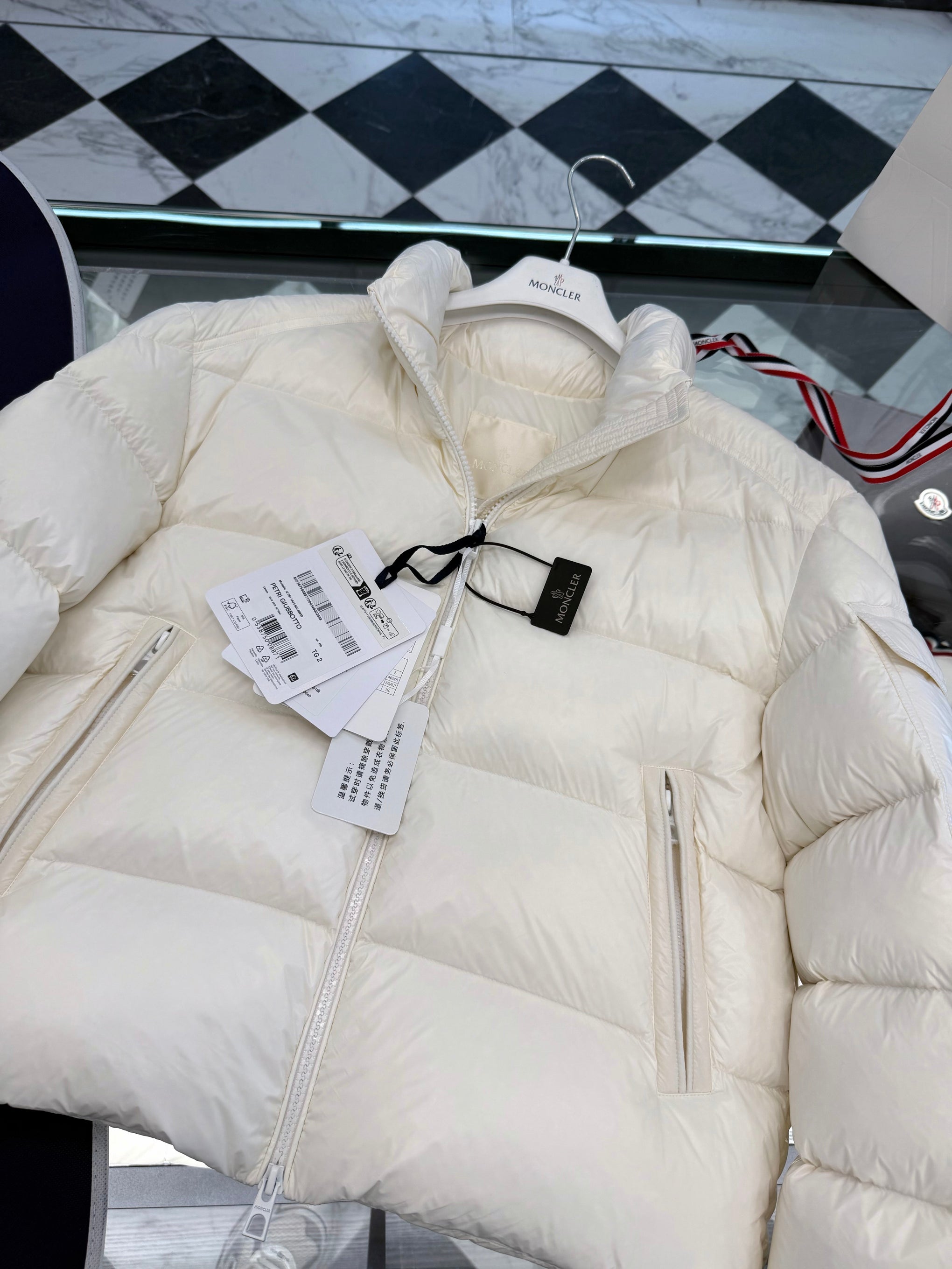 MONC PETRA JACKET
