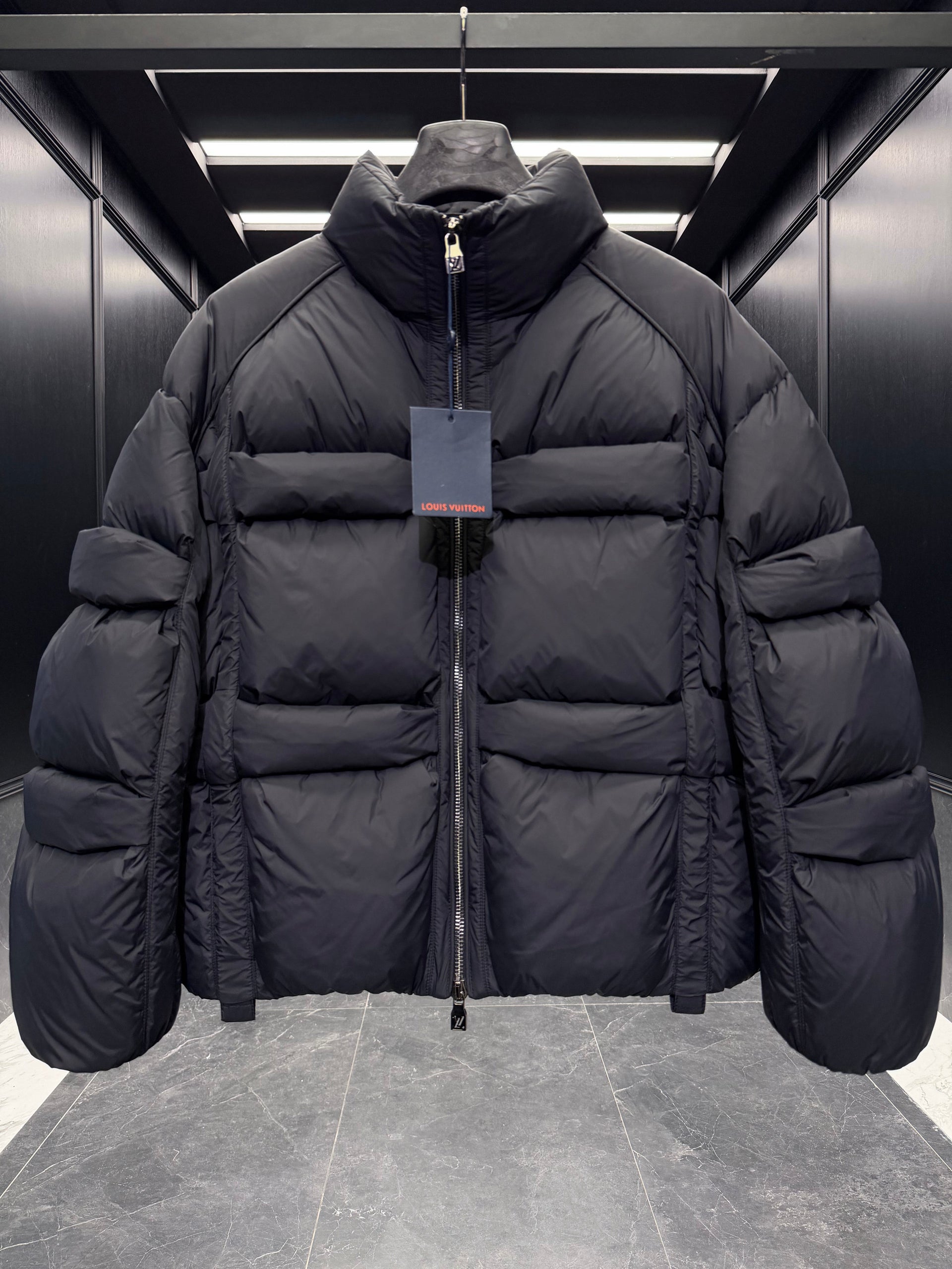 LOU PUFFER JACKET