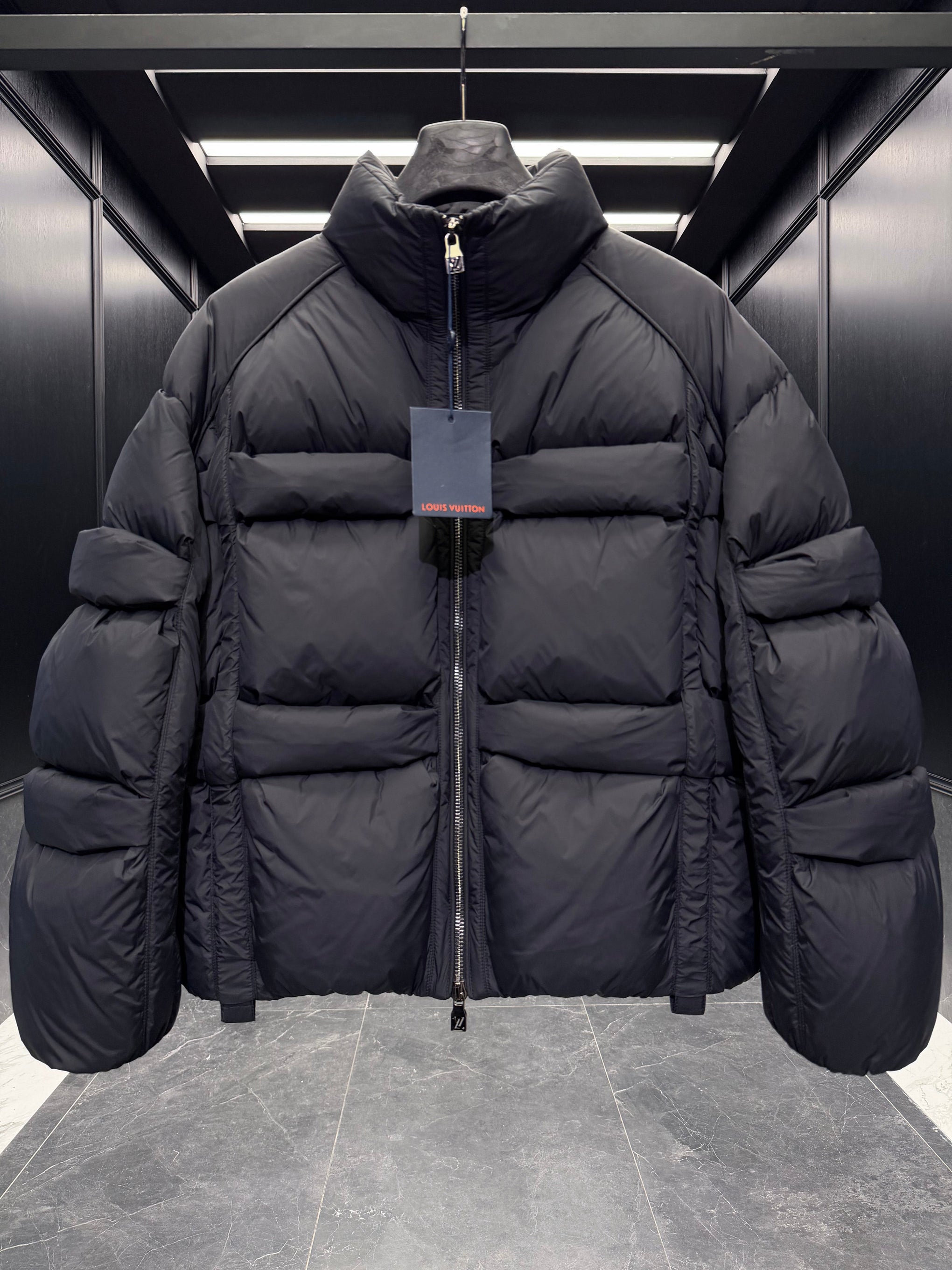 LOU PUFFER JACKET