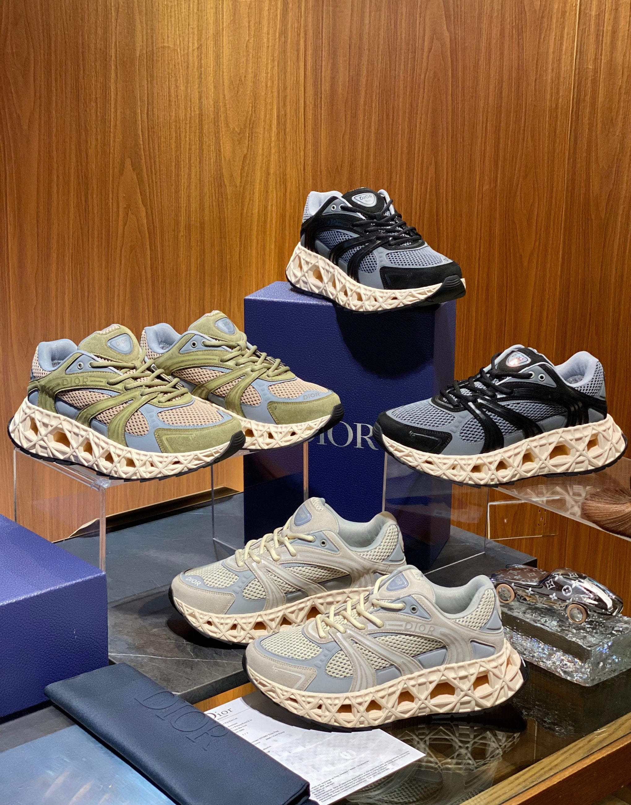 CD B35 SNEAKERS