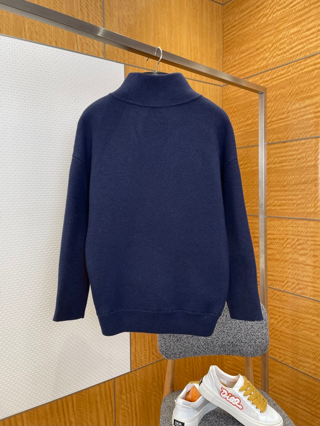 BOTT V JUMPER