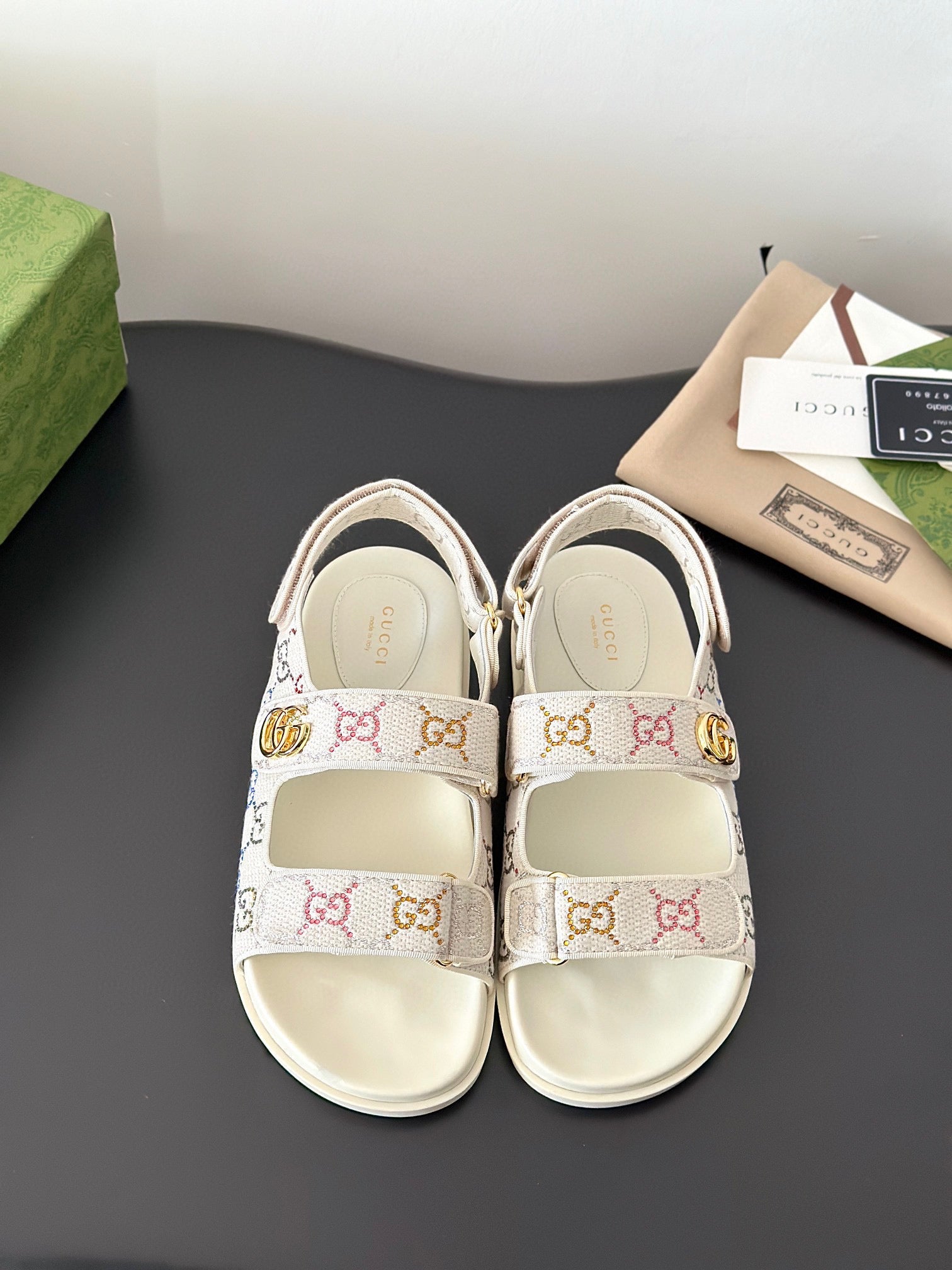 GG SANDALS