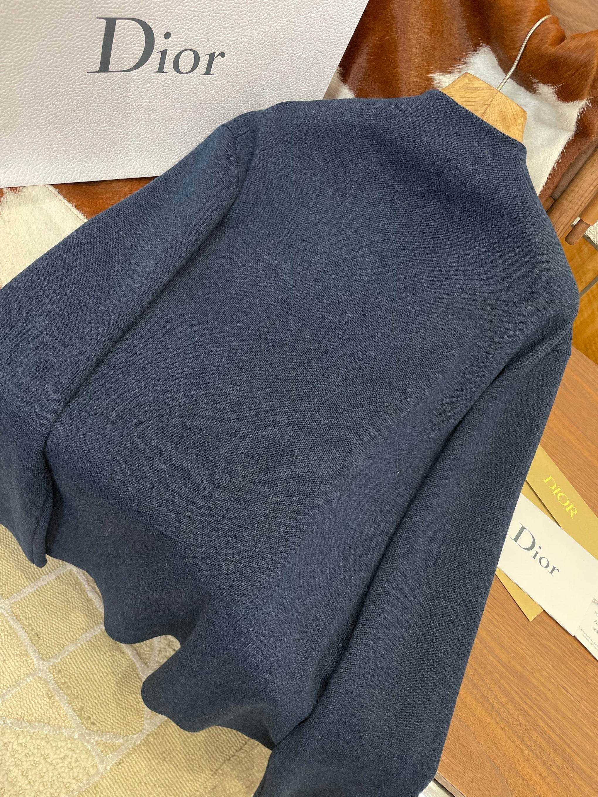 CD JUMPER