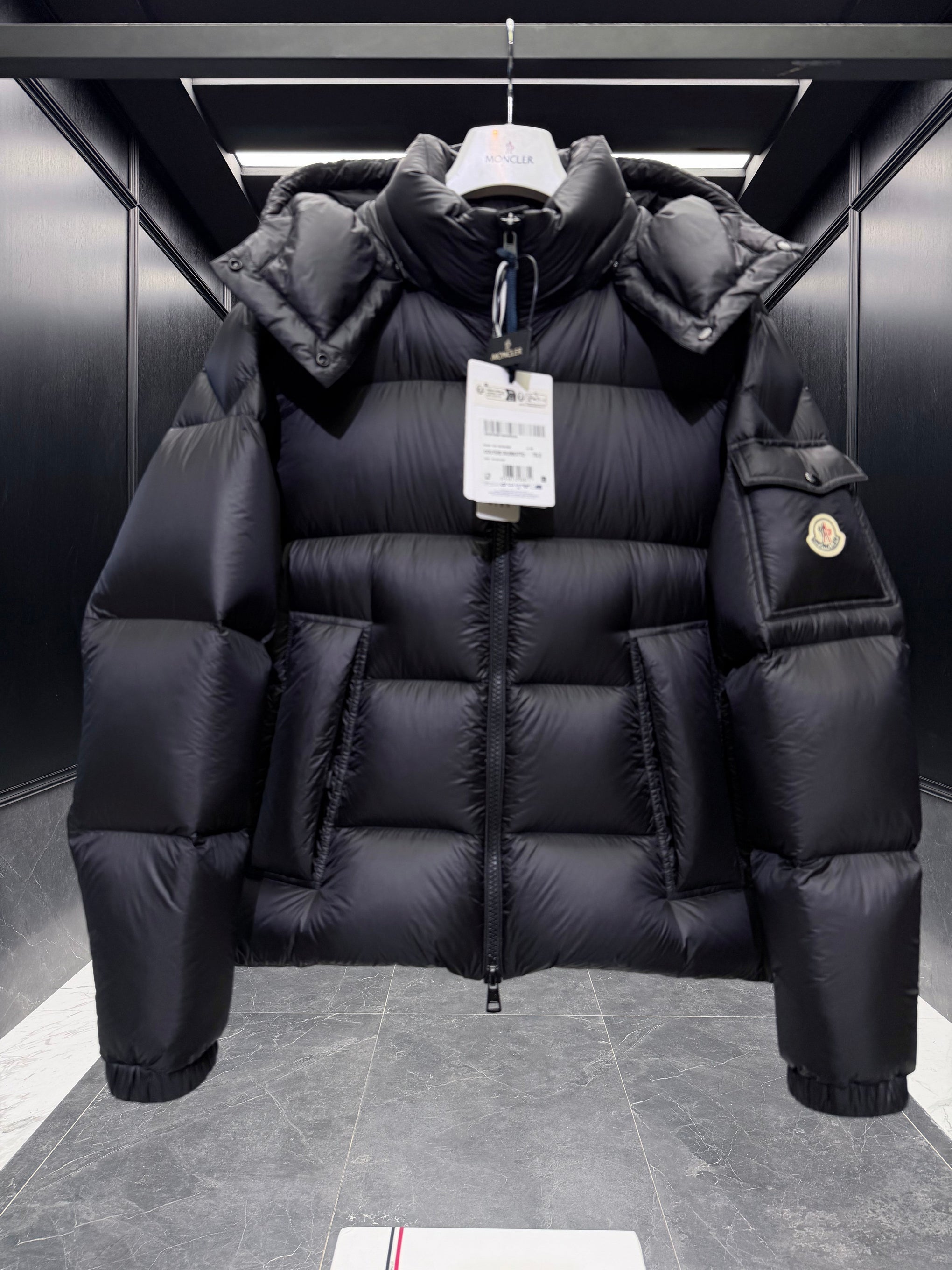 MONC COUYERE JACKET