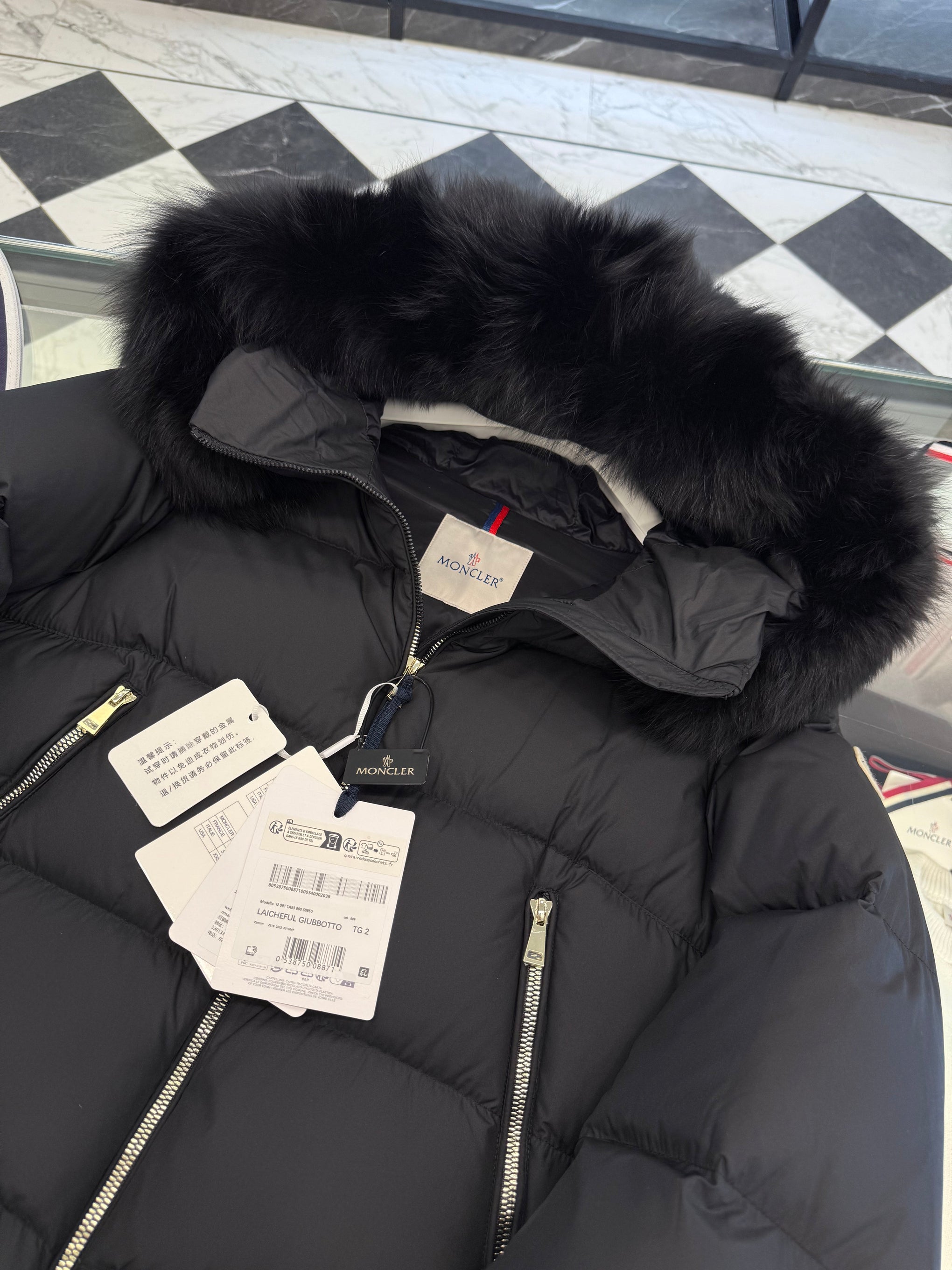 MONC LAICHEFUR JACKET