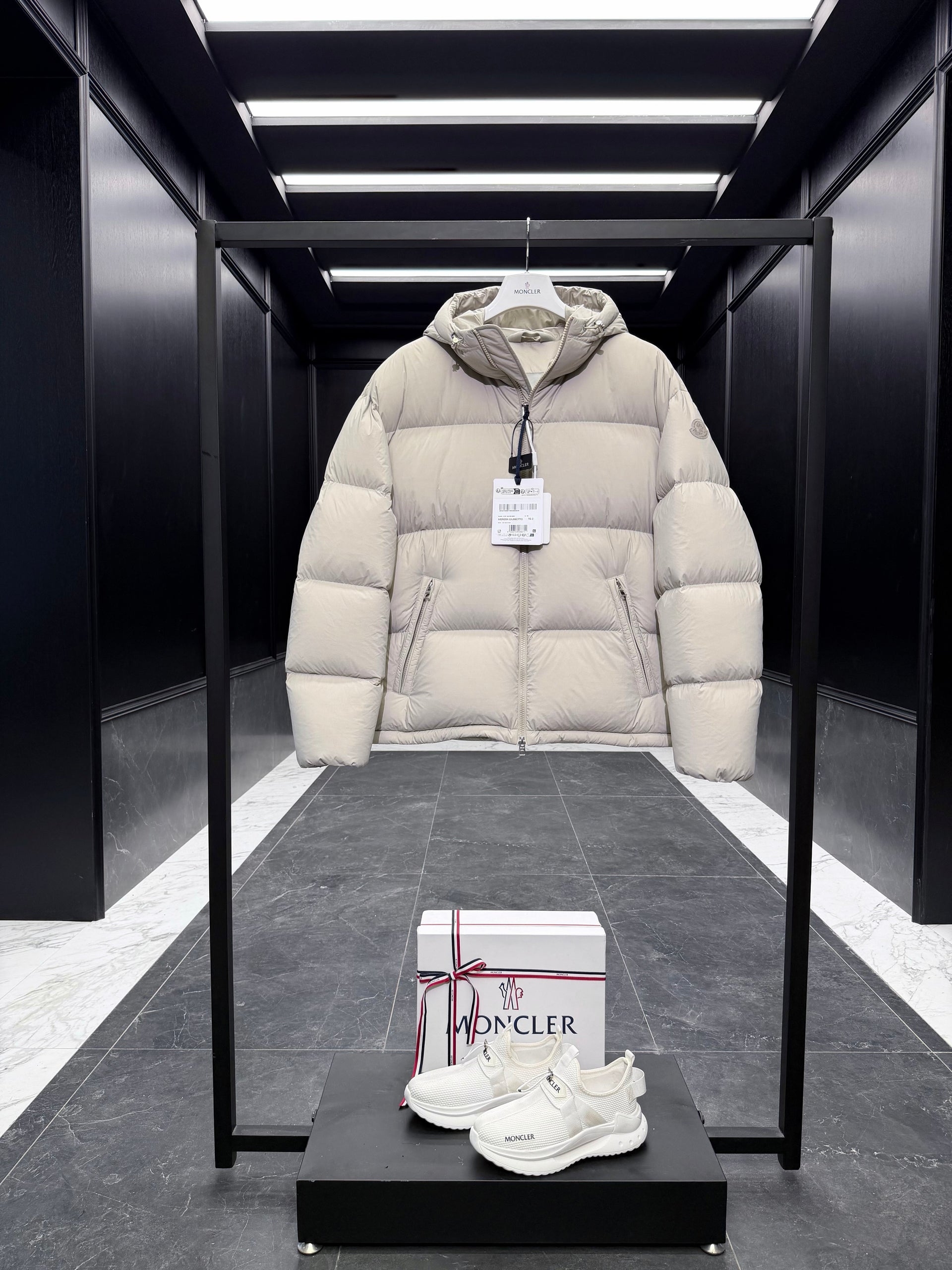 MONC MERIERA JACKET