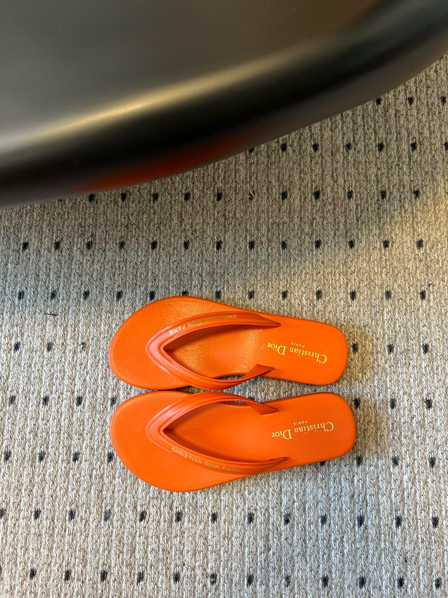 CD THONG SANDAL