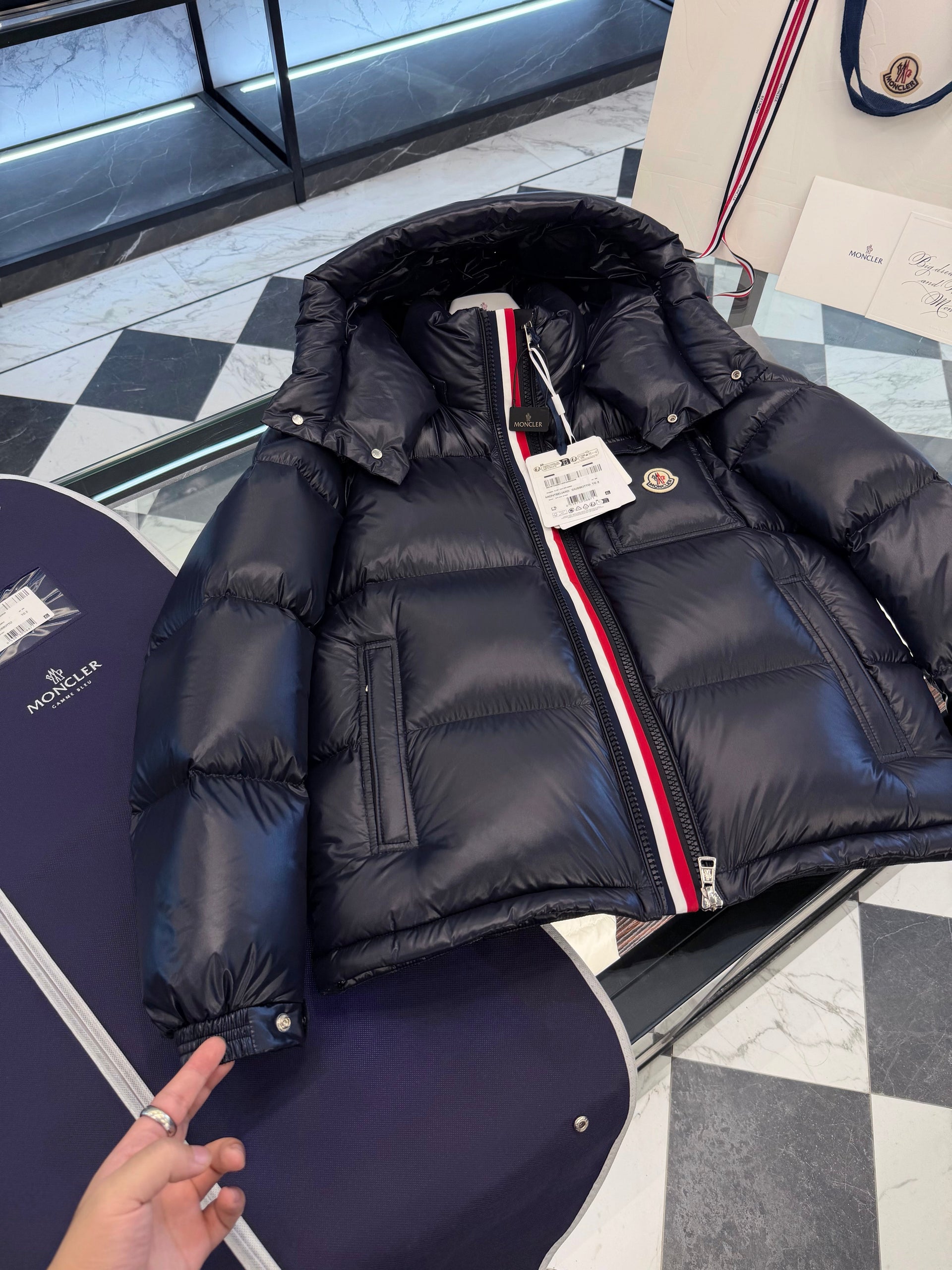 MONC MONTBELIARD JACKET