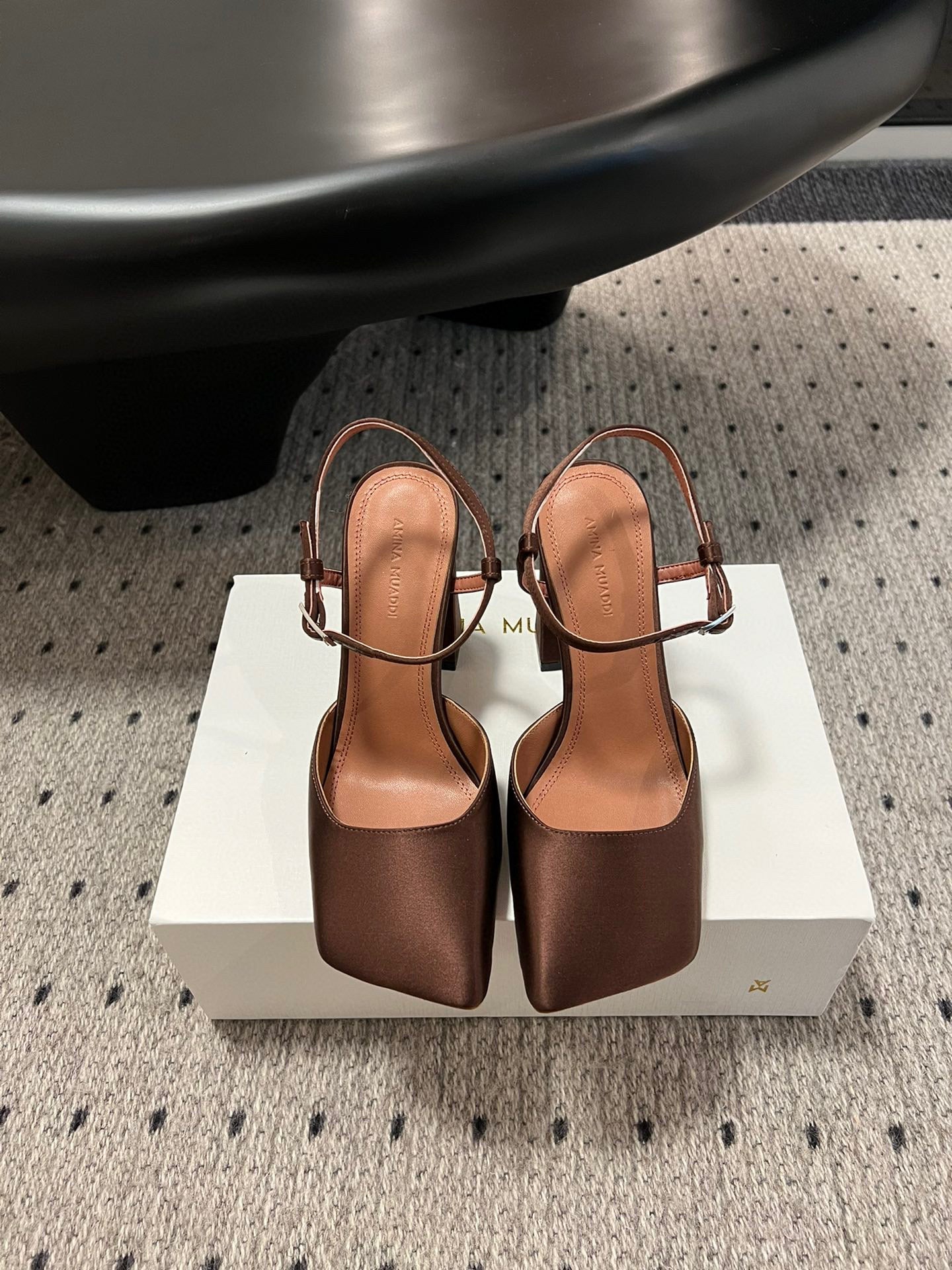 AMINA M HEELS
