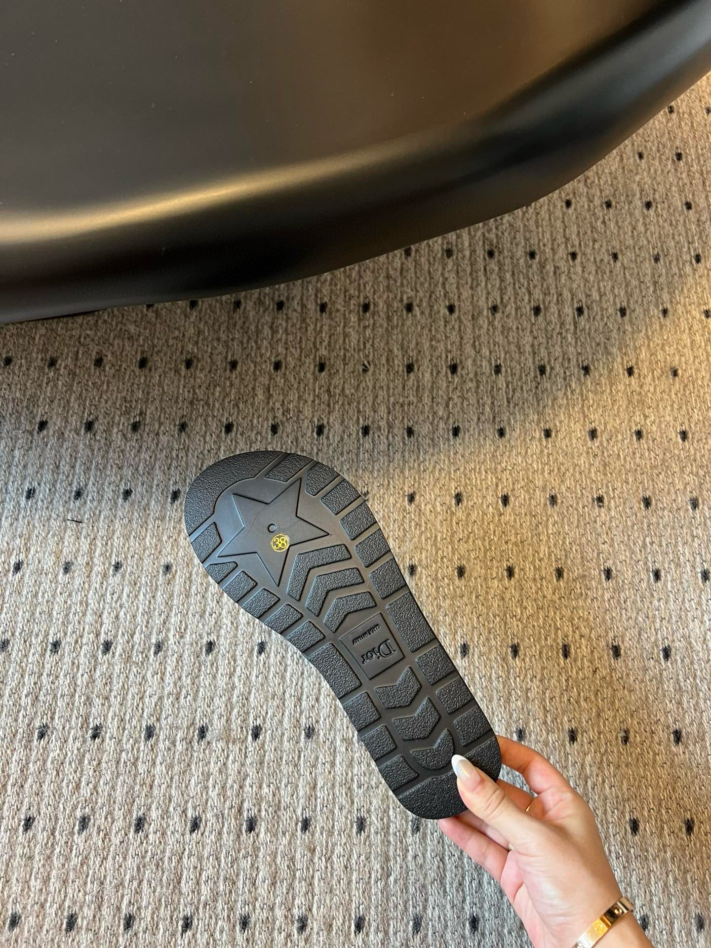 CD THONG SANDAL