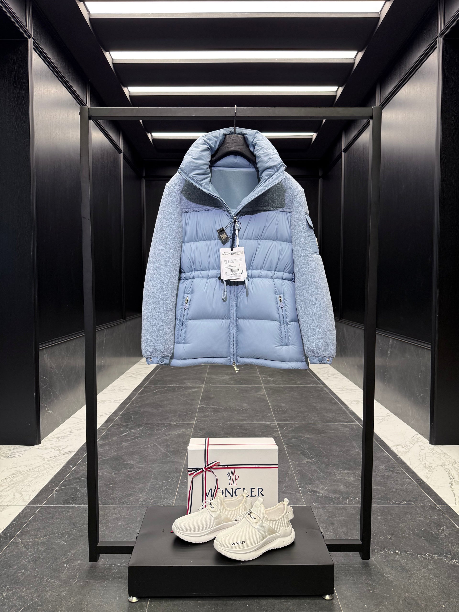MONC ESCAUT JACKET