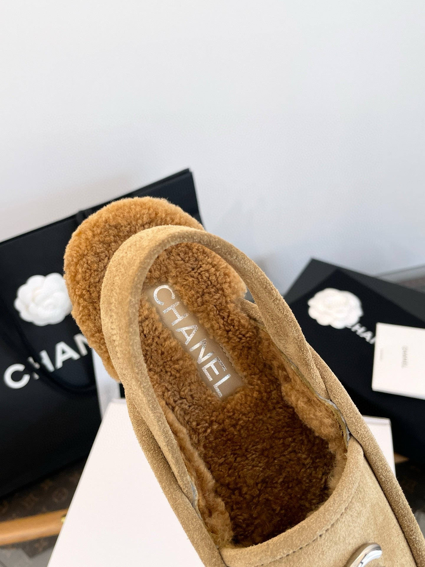 CC FUR MULES