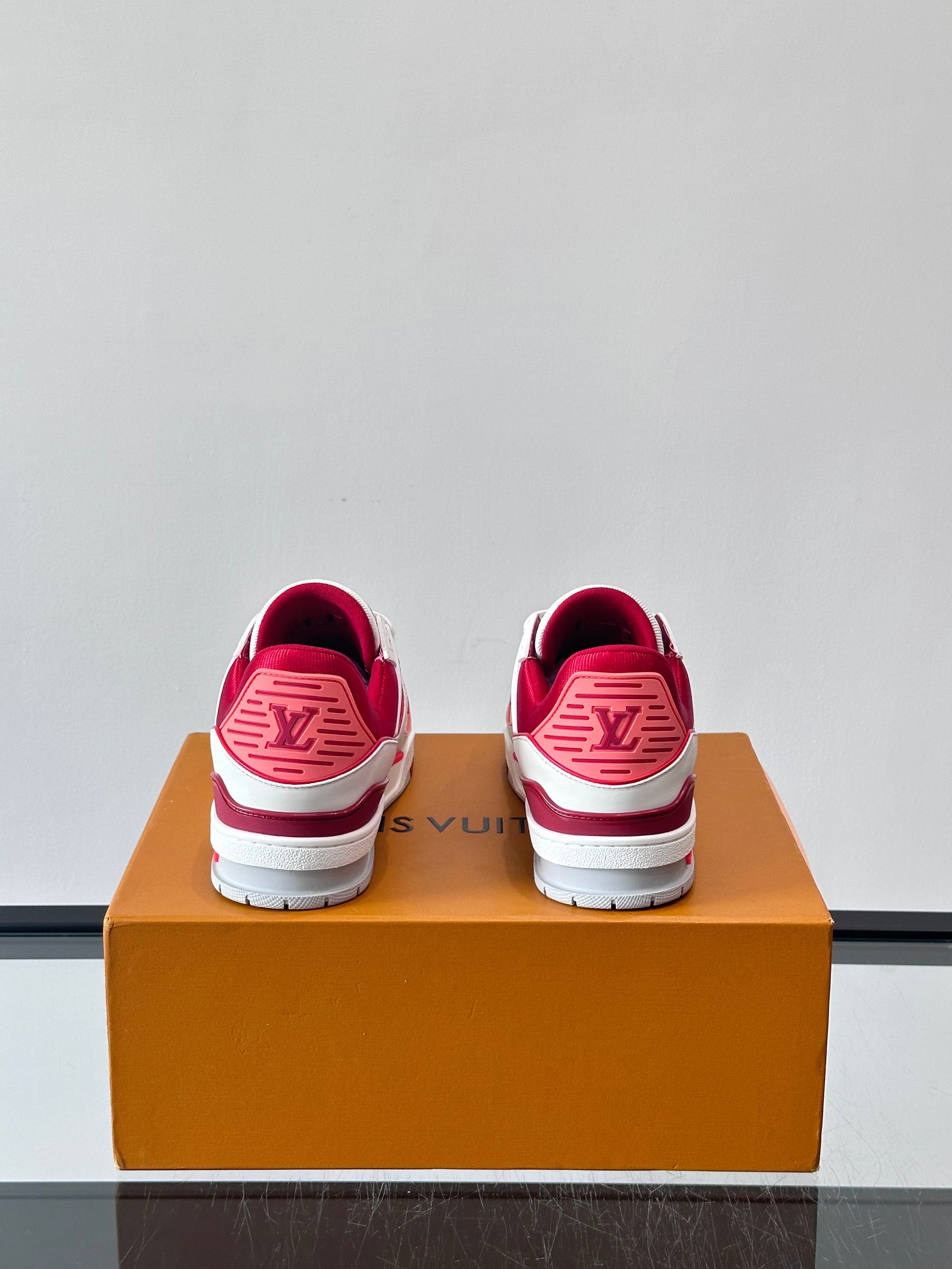 LOU TRAINERS