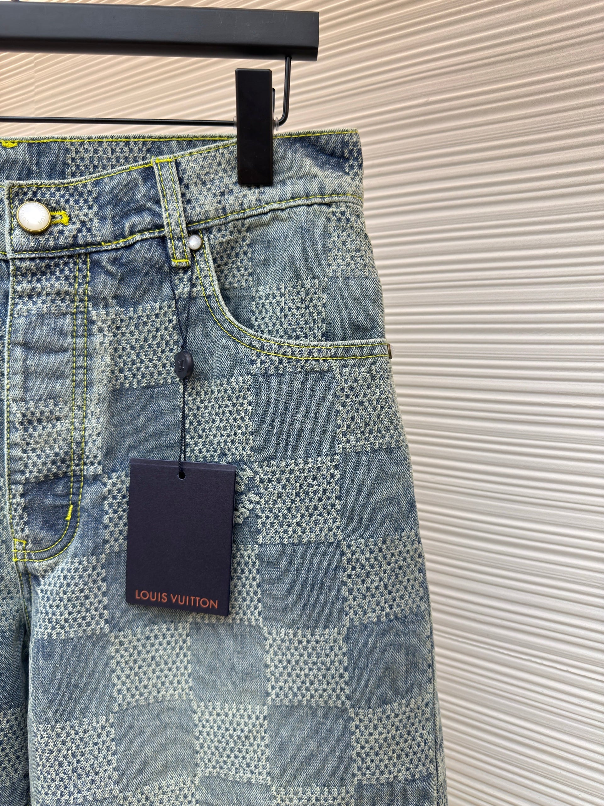 LOU DENIM SHORTS