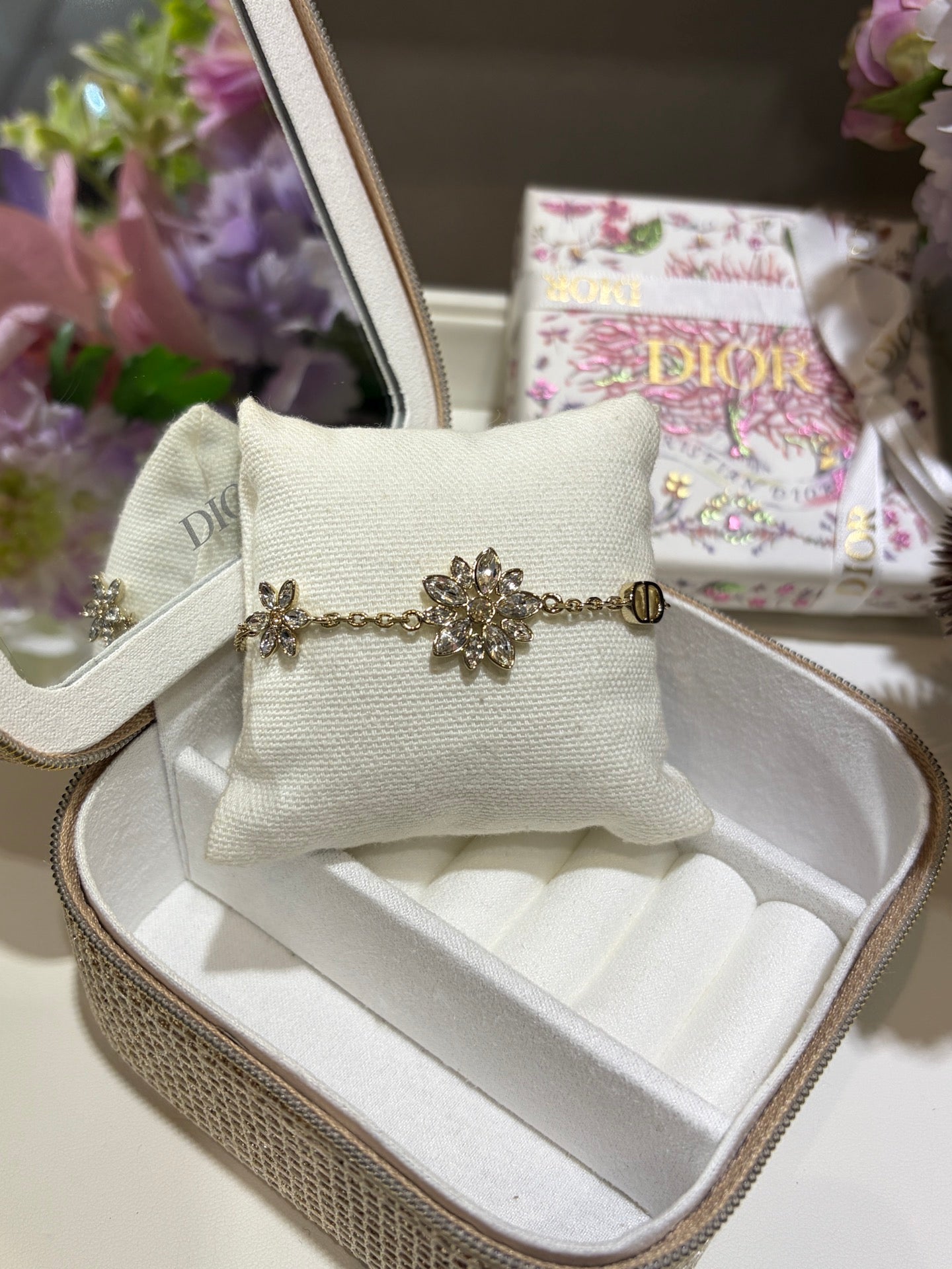 CD BRACELET
