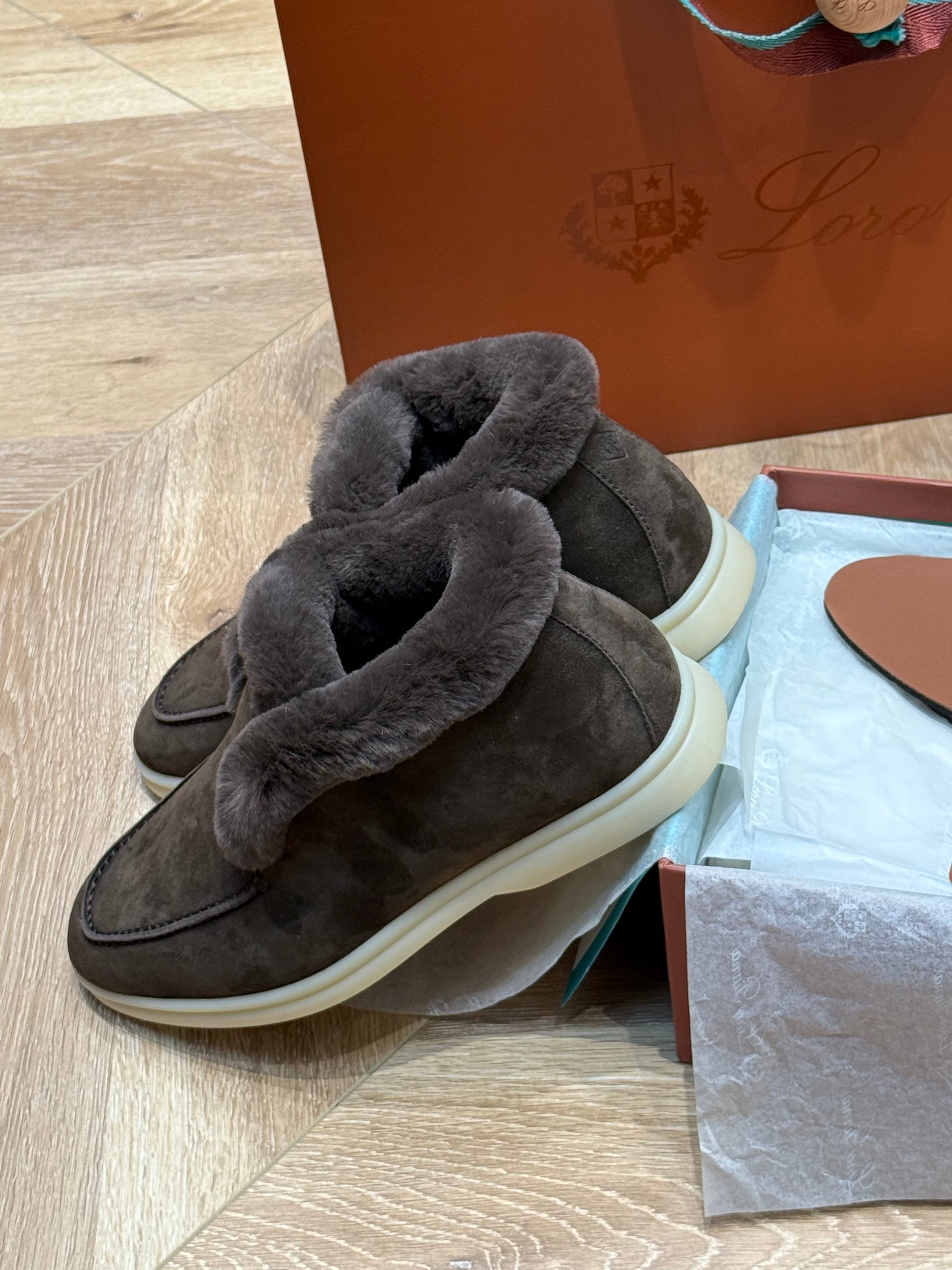 LORO P OPEN WALK BOOTS