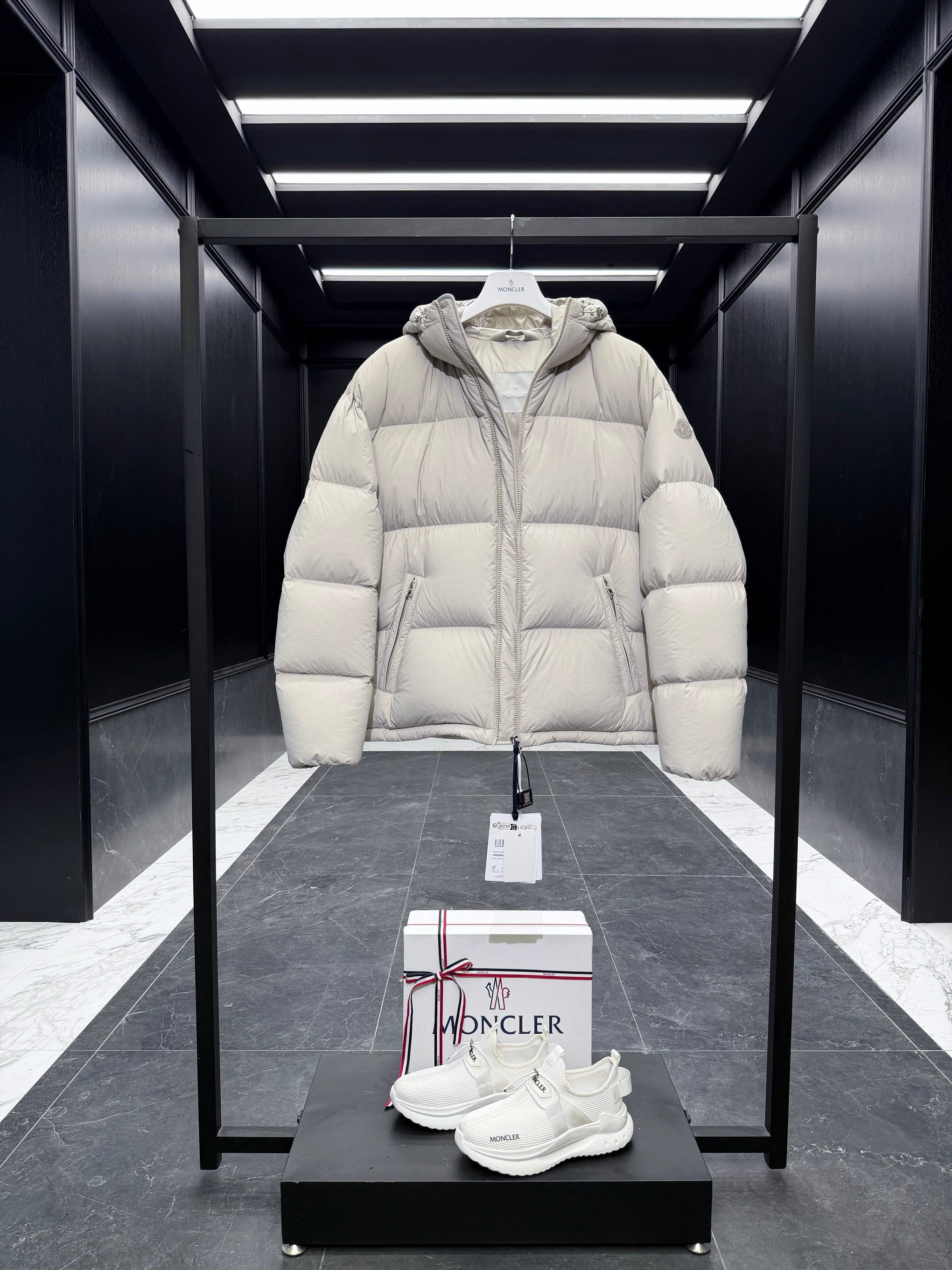 MONC MERIERA JACKET