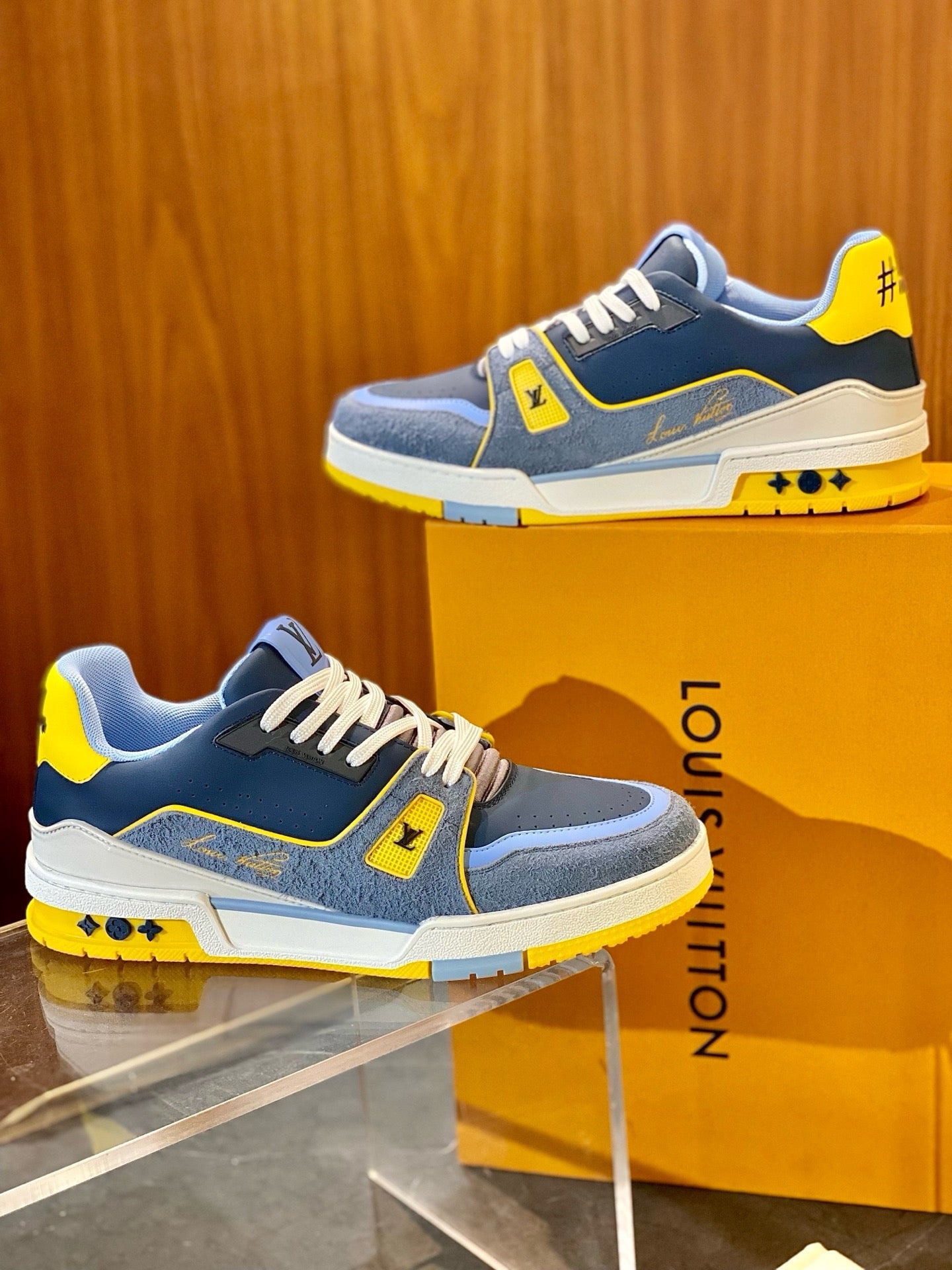 LOU TRAINERS