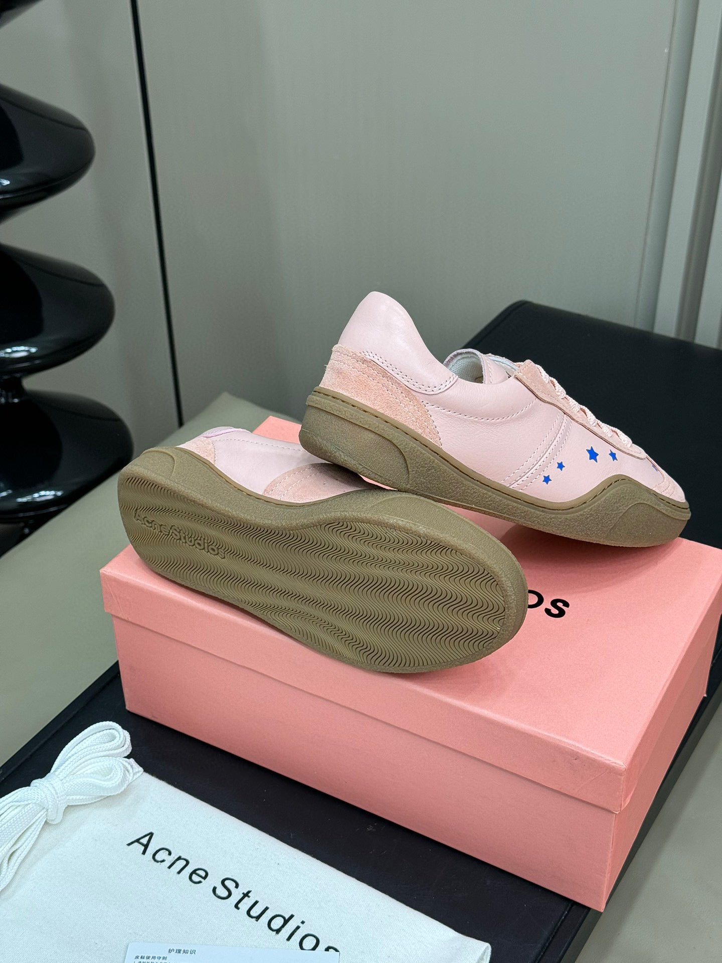 ACNE TRAINERS