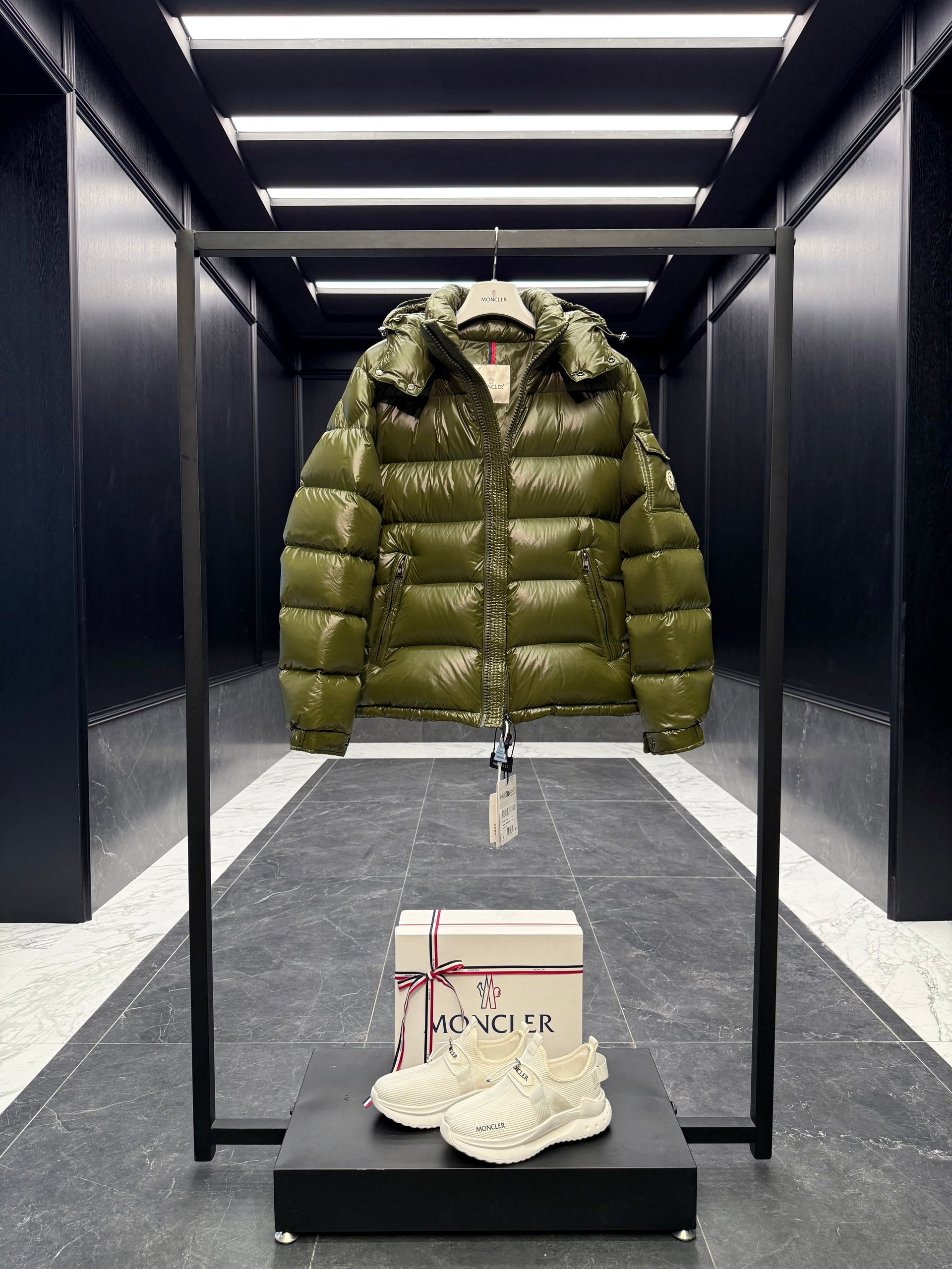 MONC MAYA JACKET