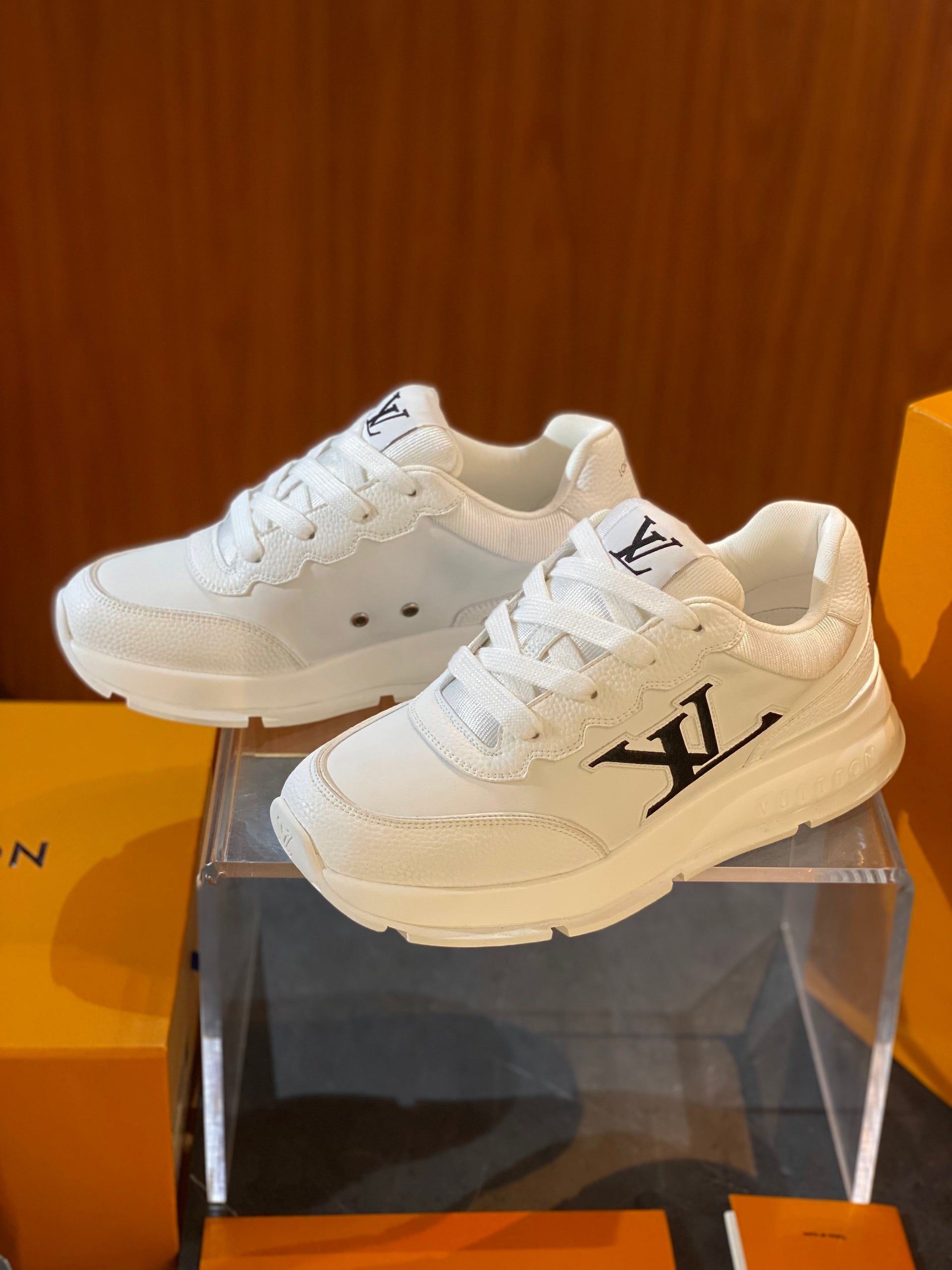 LOU CLASSIC TRAINERS