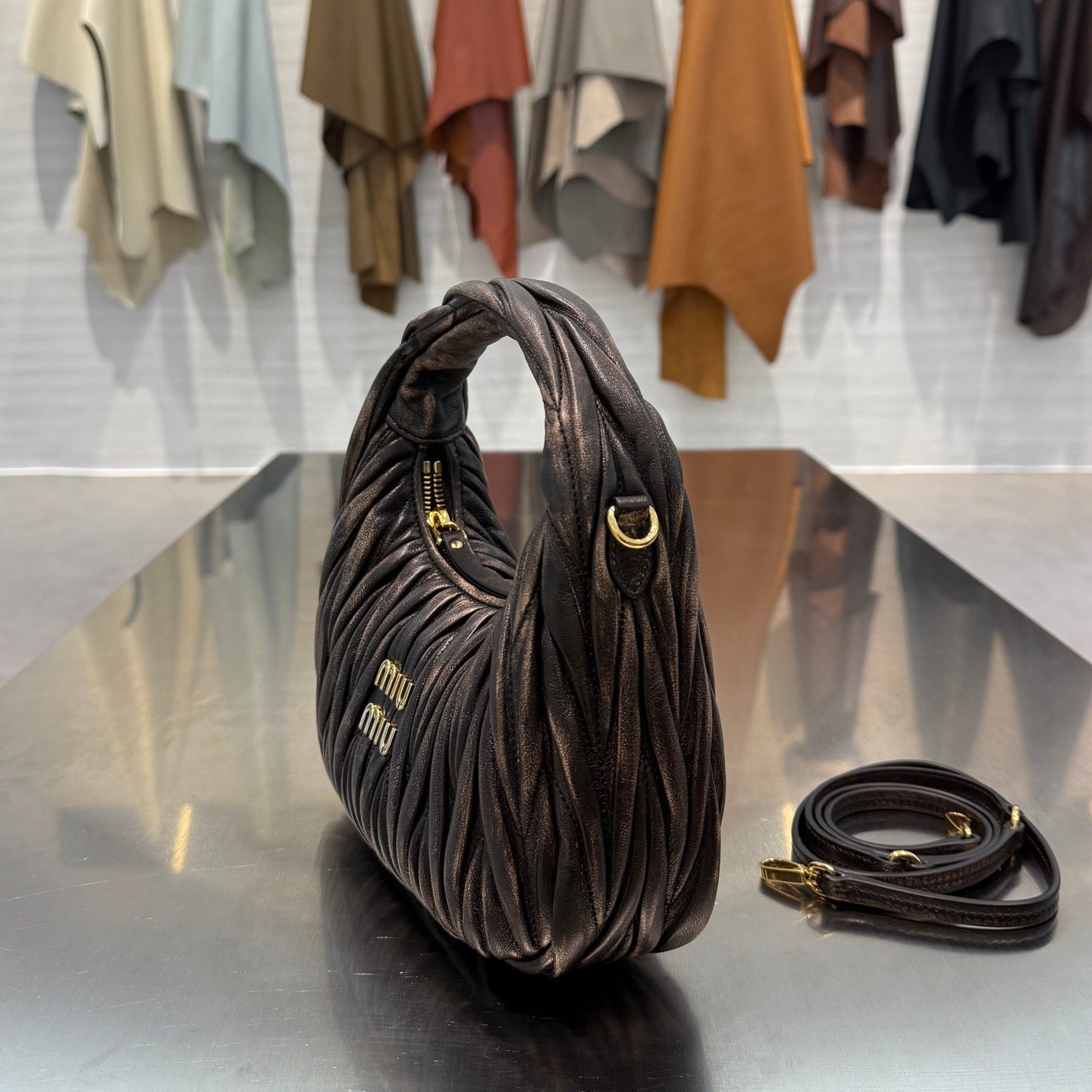 MIU M WANDER BAG