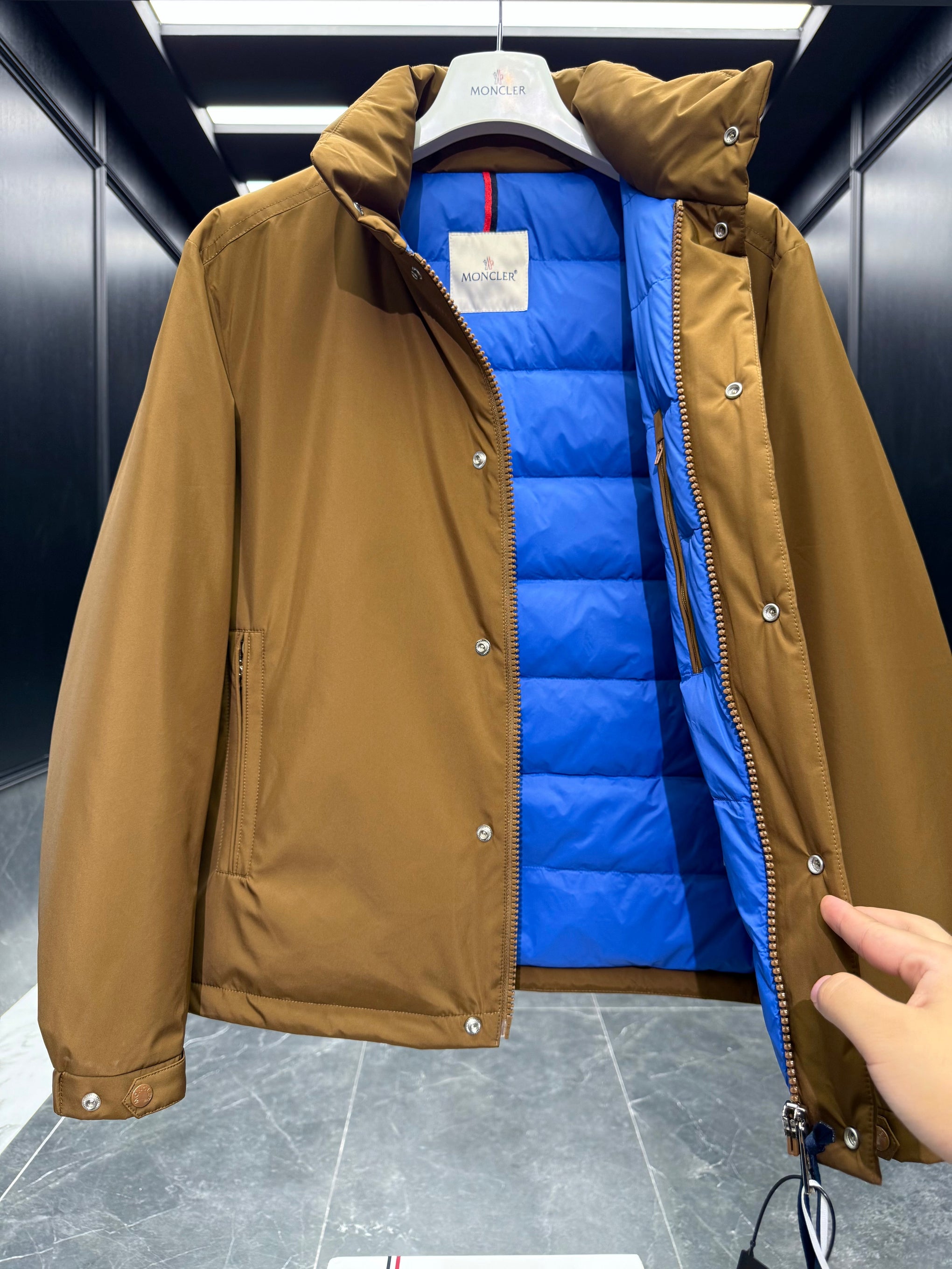 MONC EPINE JACKET