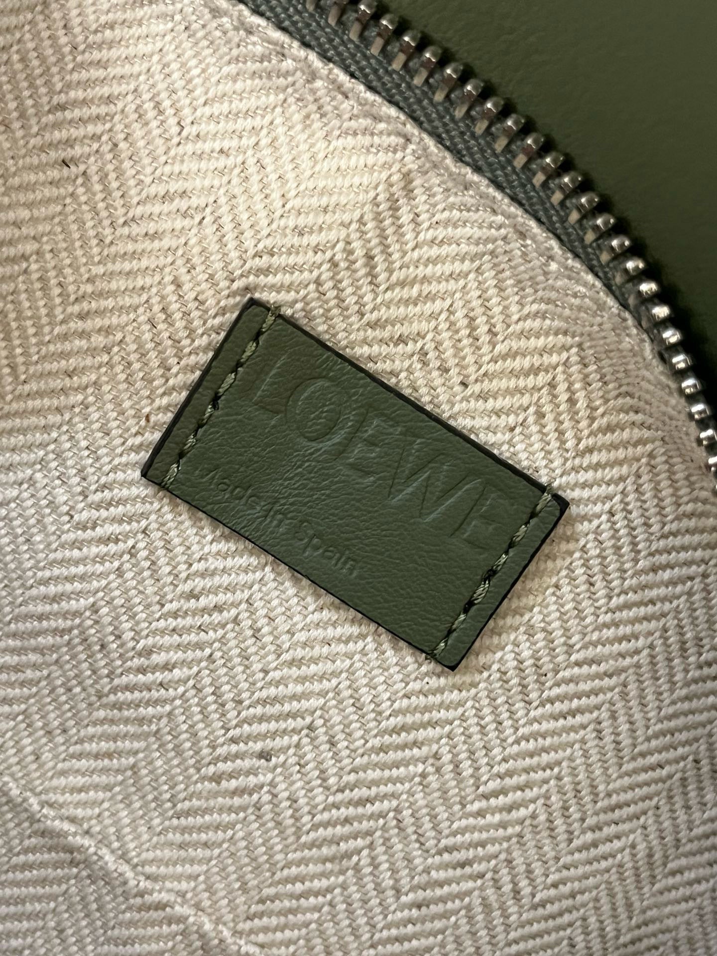 LOEW SMALL PUZZLE BAG