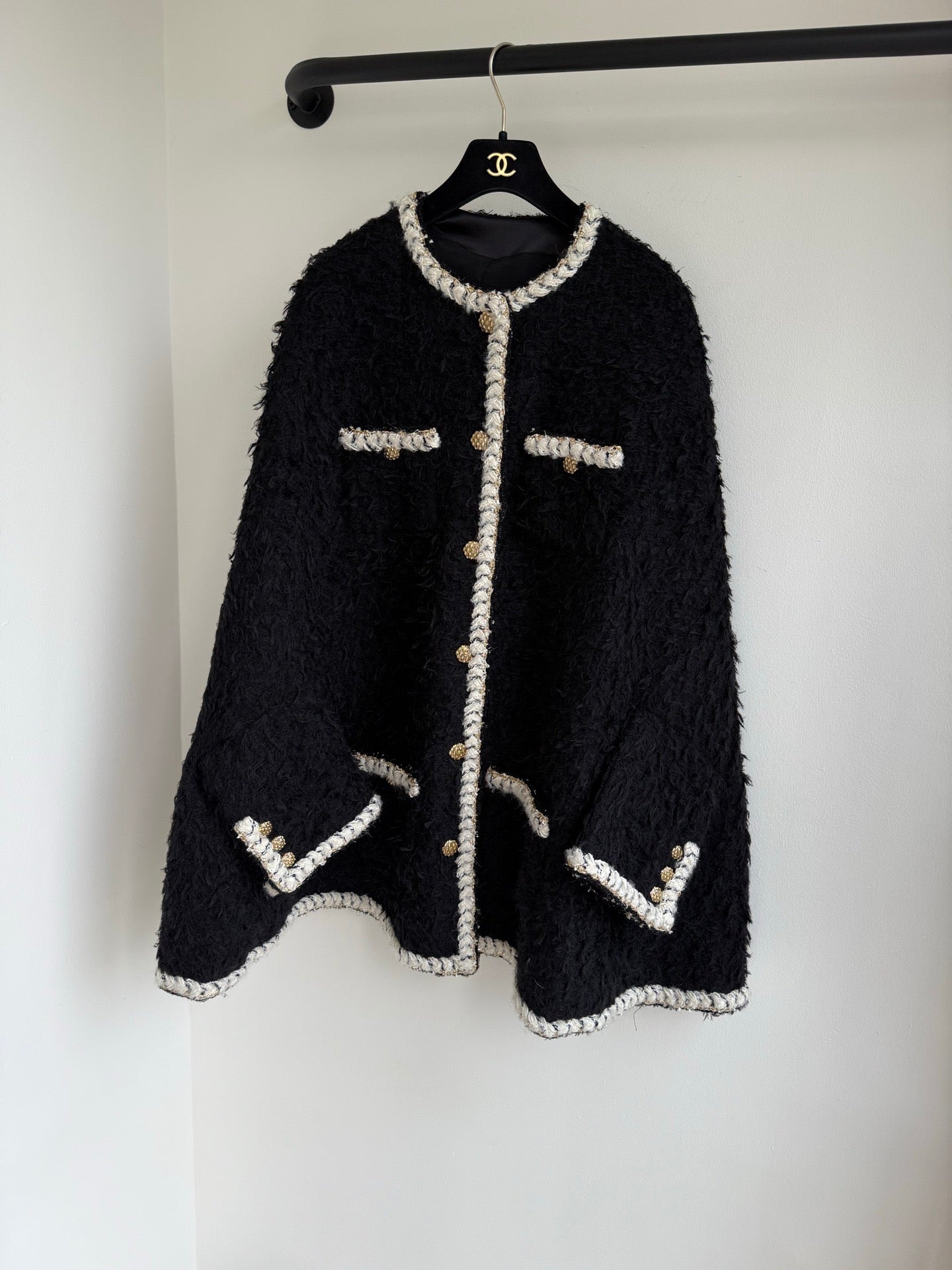 CC CAPE COAT