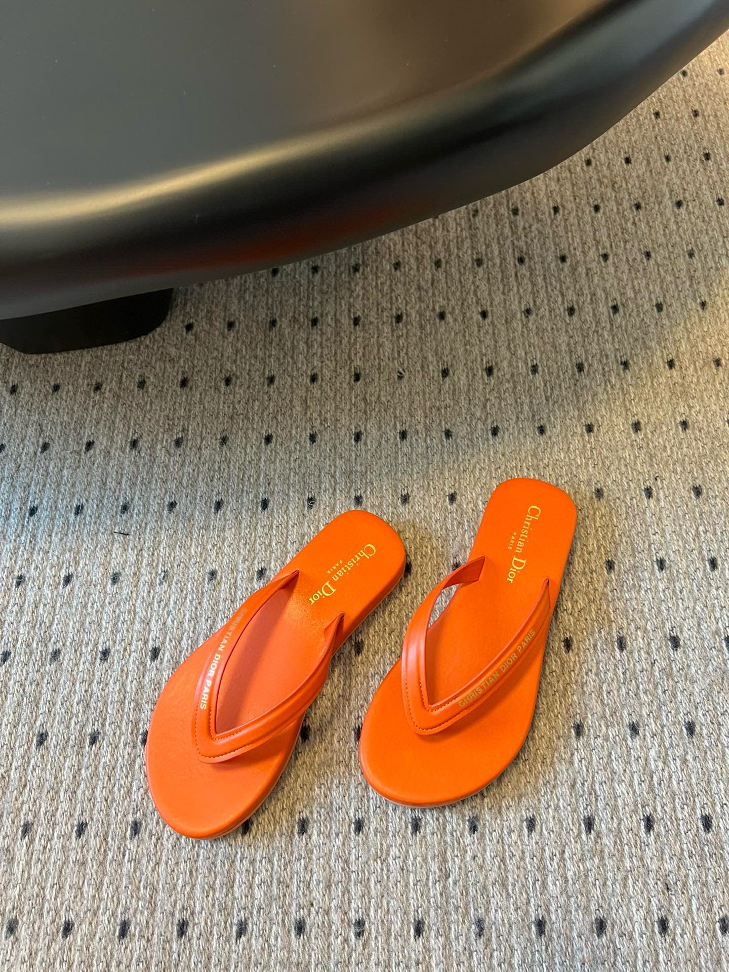 CD THONG SANDAL